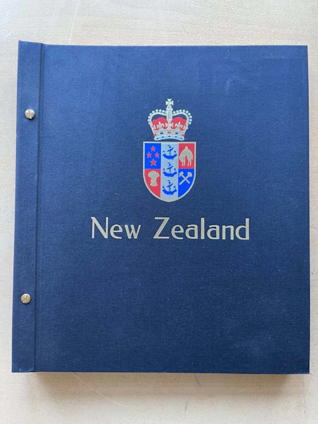 New Zealand 1864/1984 - Collection in a Davo Album