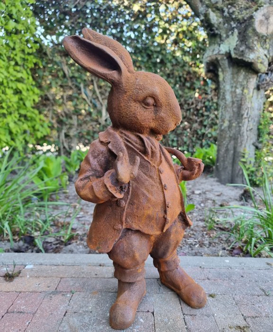 Figurine - Haas met pijp - Iron