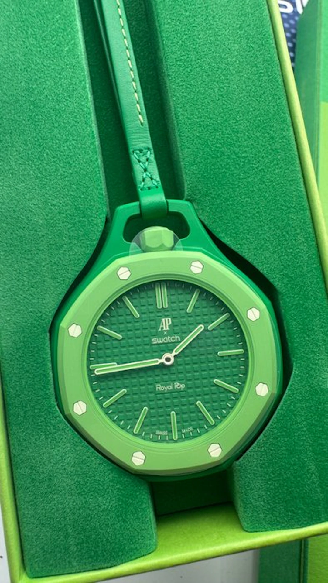 Swatch Royal Pop - No reserve price - Unisex - 2026