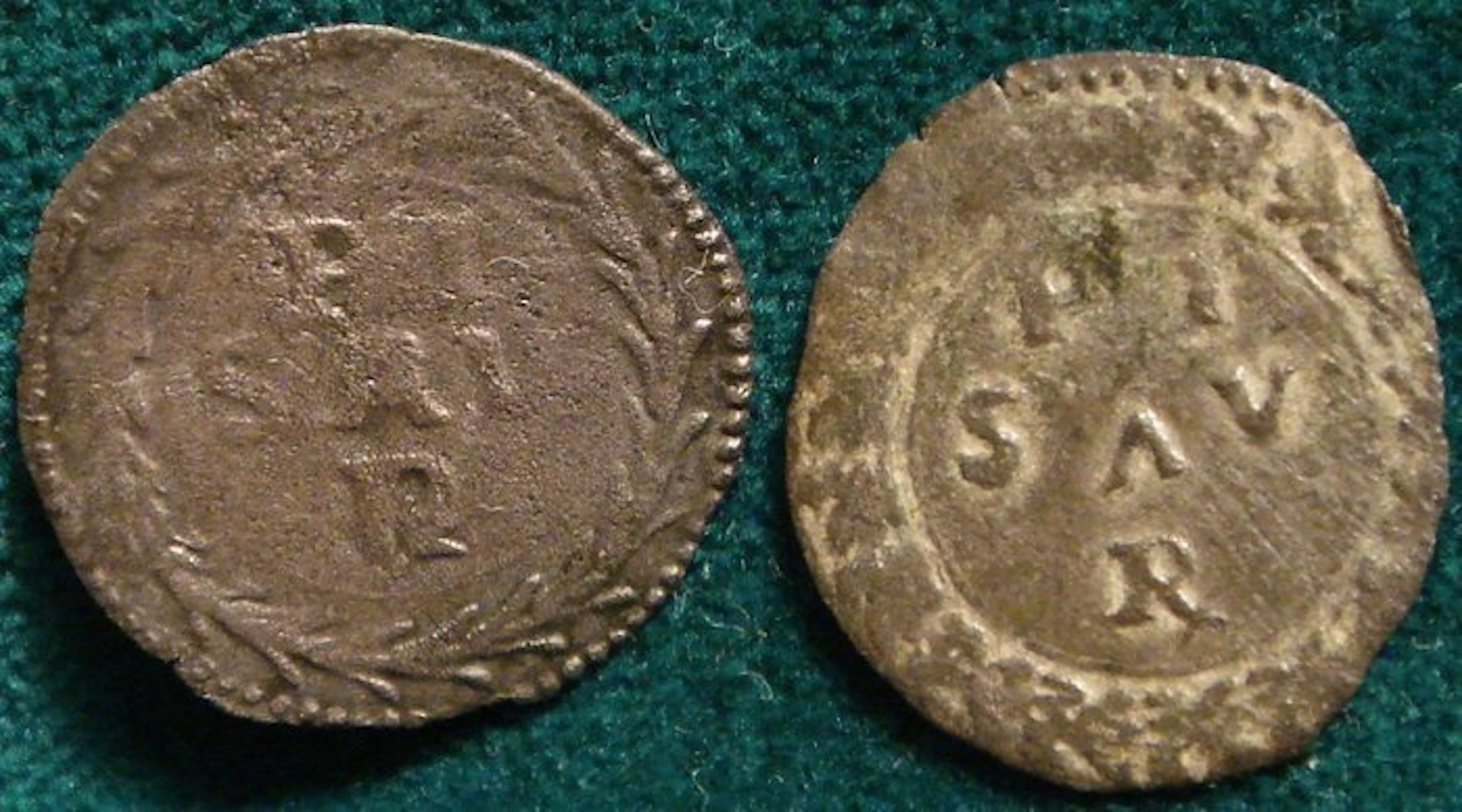Italy, Pesaro Quattrino (2 monete) (No reserve price)