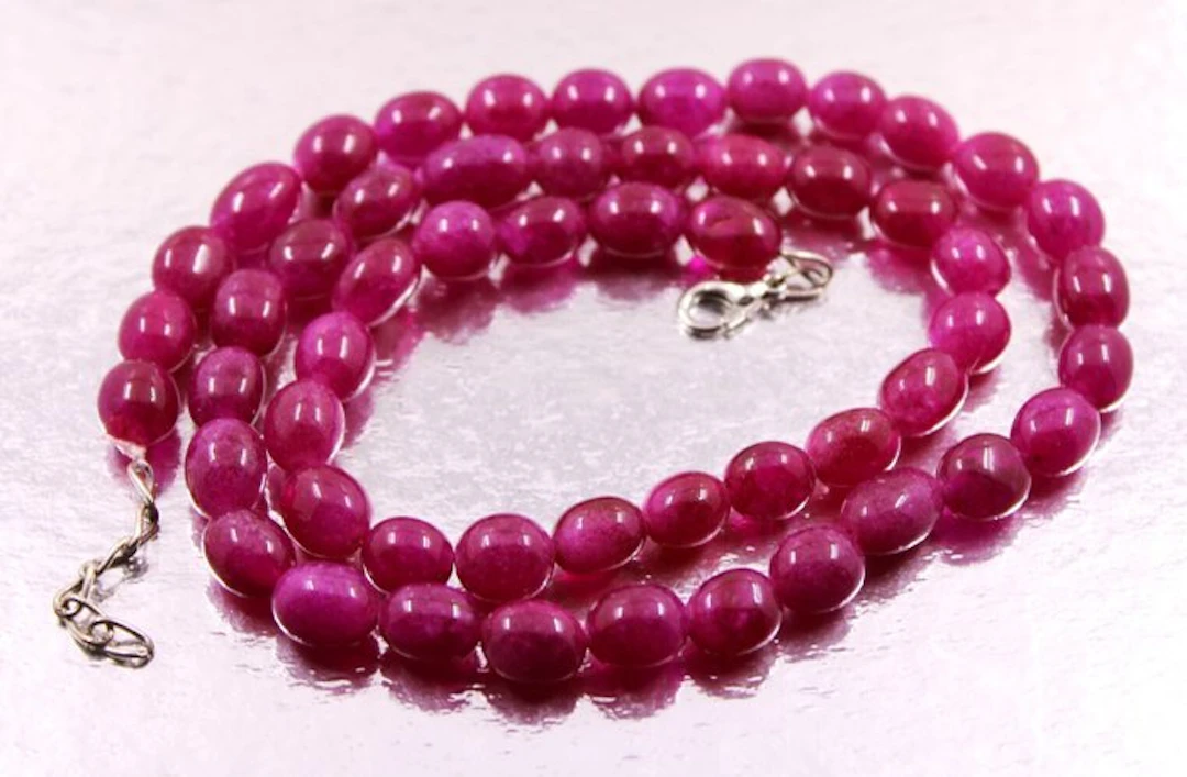 Really nice necklace handmade ruby oval beads - 250 Cts. Jewellery- 50 g - (1)