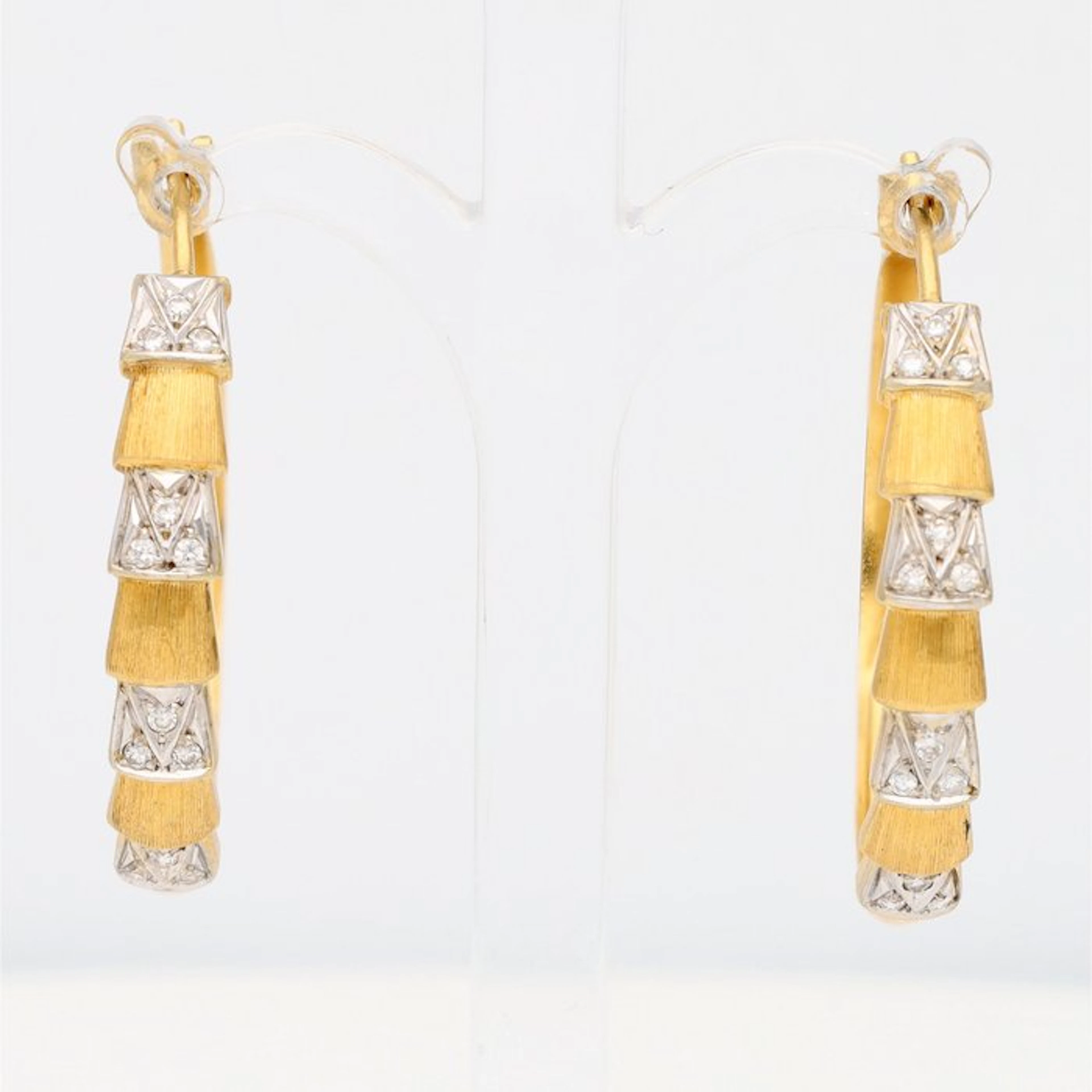 Earrings - 18 kt. Yellow gold, White gold - 0.12ct. tw. Diamond (Natural)