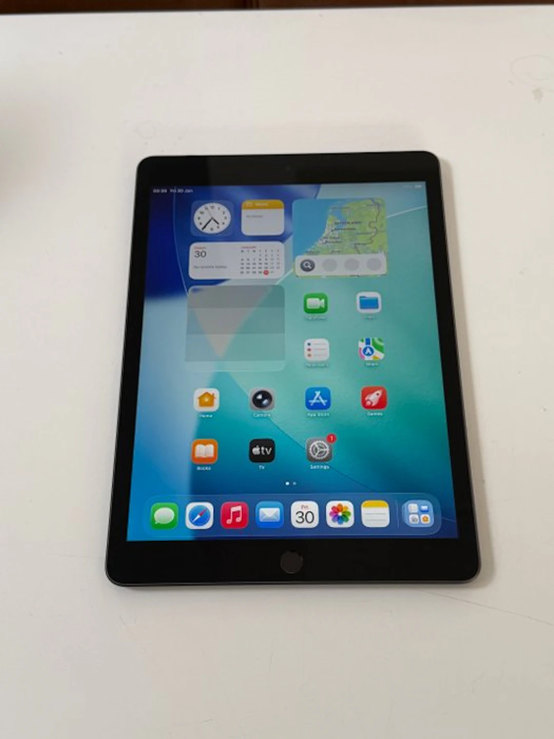 Apple iPad 9th generation WiFi+Cellular 64GB - Mobile phone (1)
