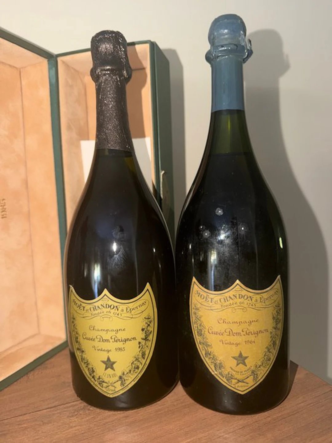 Dom Pérignon, 1964 & 1985 - Champagne Brut - 2 Bottles (0.75L)