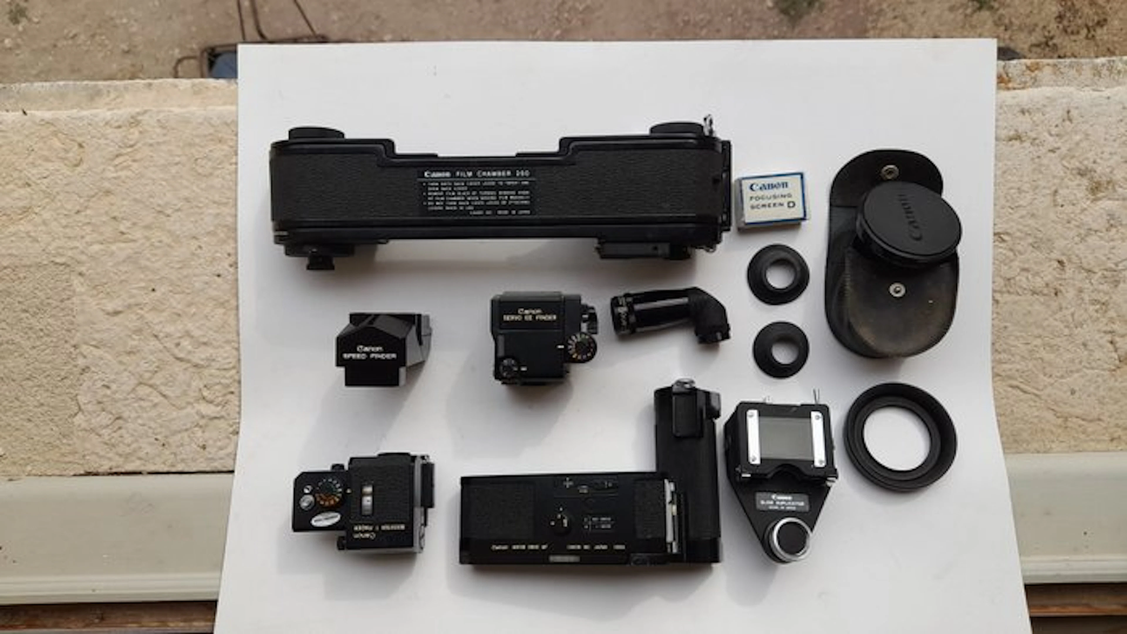 Canon Ensemble accessoires for F-1 **lire** | Camera accessories