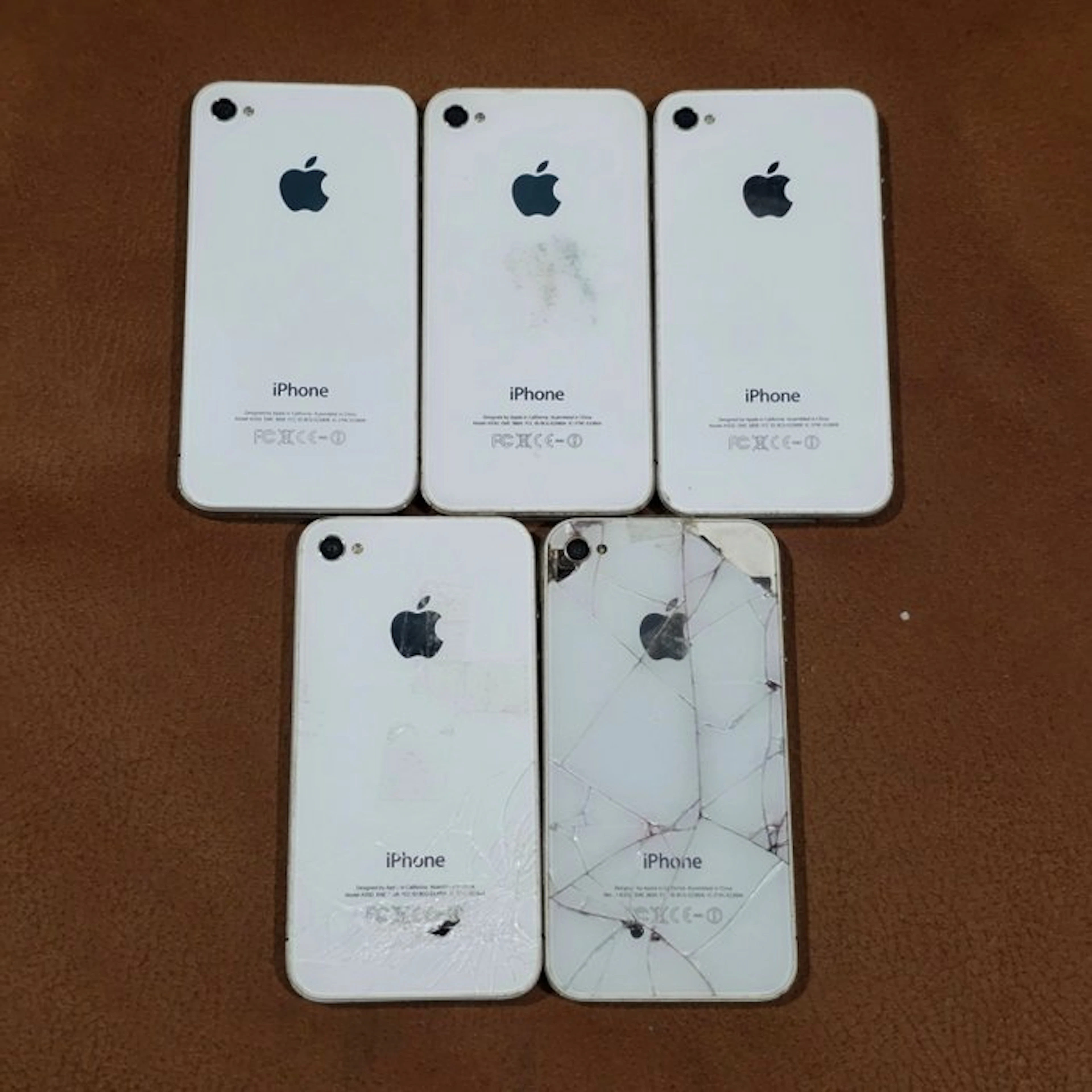 Apple NO RESERVE PRICE iPhones (iPhone 4 - White Glass) – Untested / For Parts