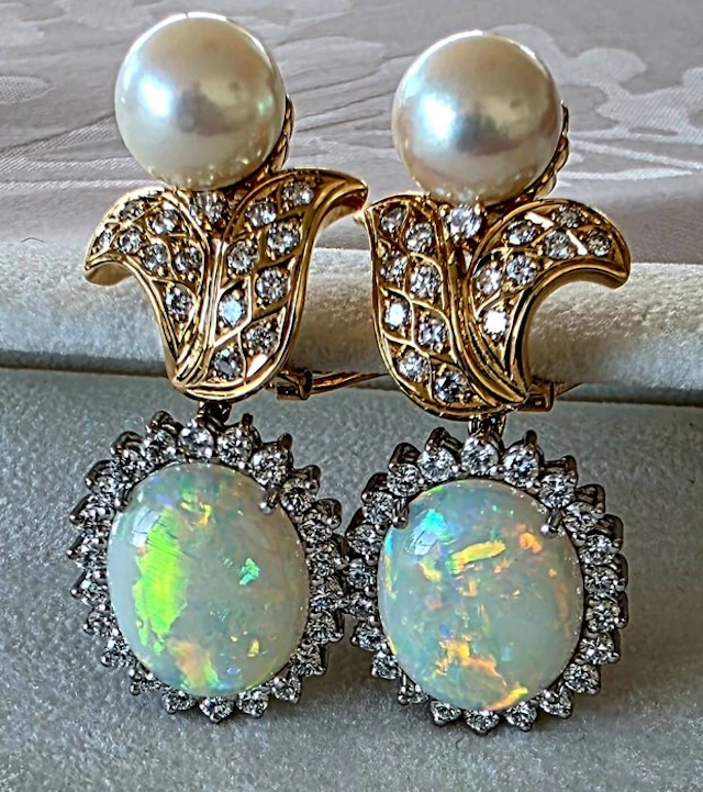 Earrings - 18 kt
