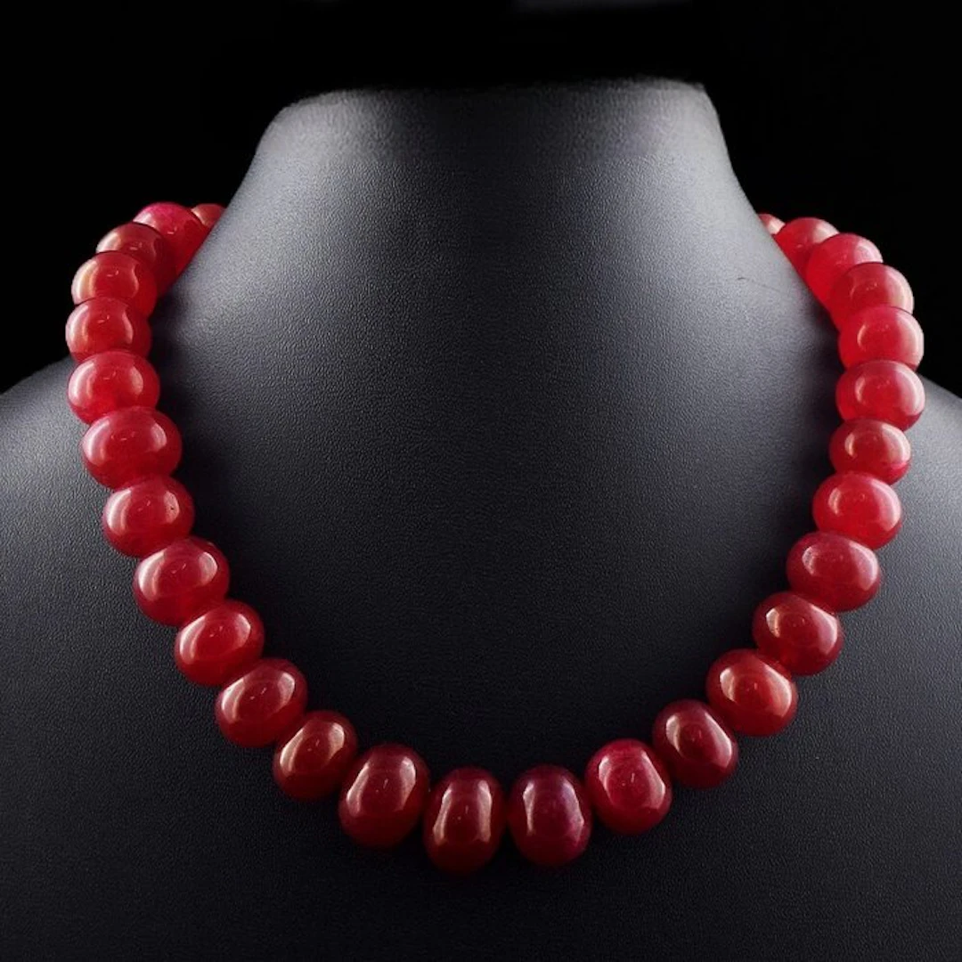 Really nice necklace handmade round plane ruby beads - 855 Cts