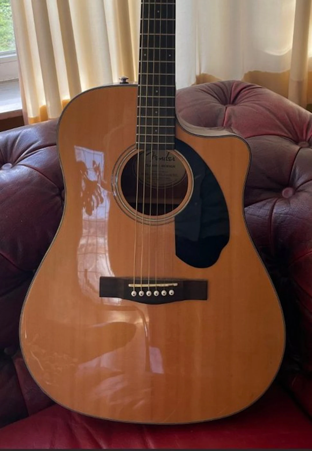 Fender - CD-60SCE Dreadnought - - Semi-acoustic guitar...