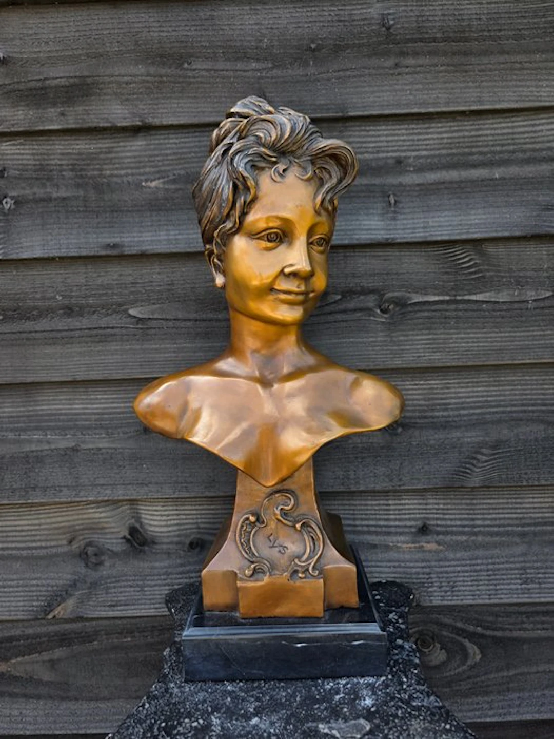 Statue, XL Lady Bust - Art Nouveau - 60 cm - Bronze, Marble