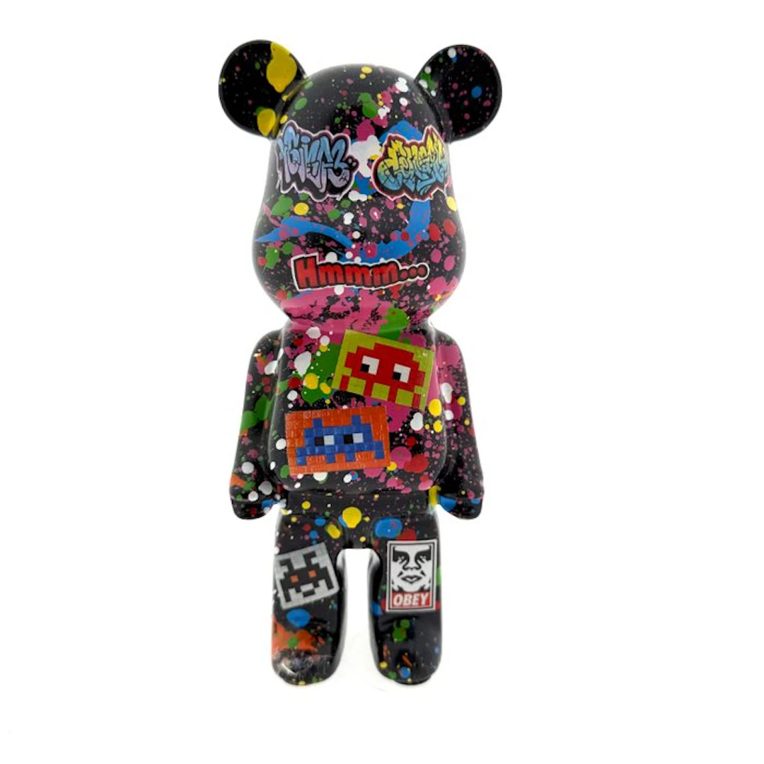 Koen Betjes (1992) - Ceramic StreetArt Bear (Invader / Pacman)