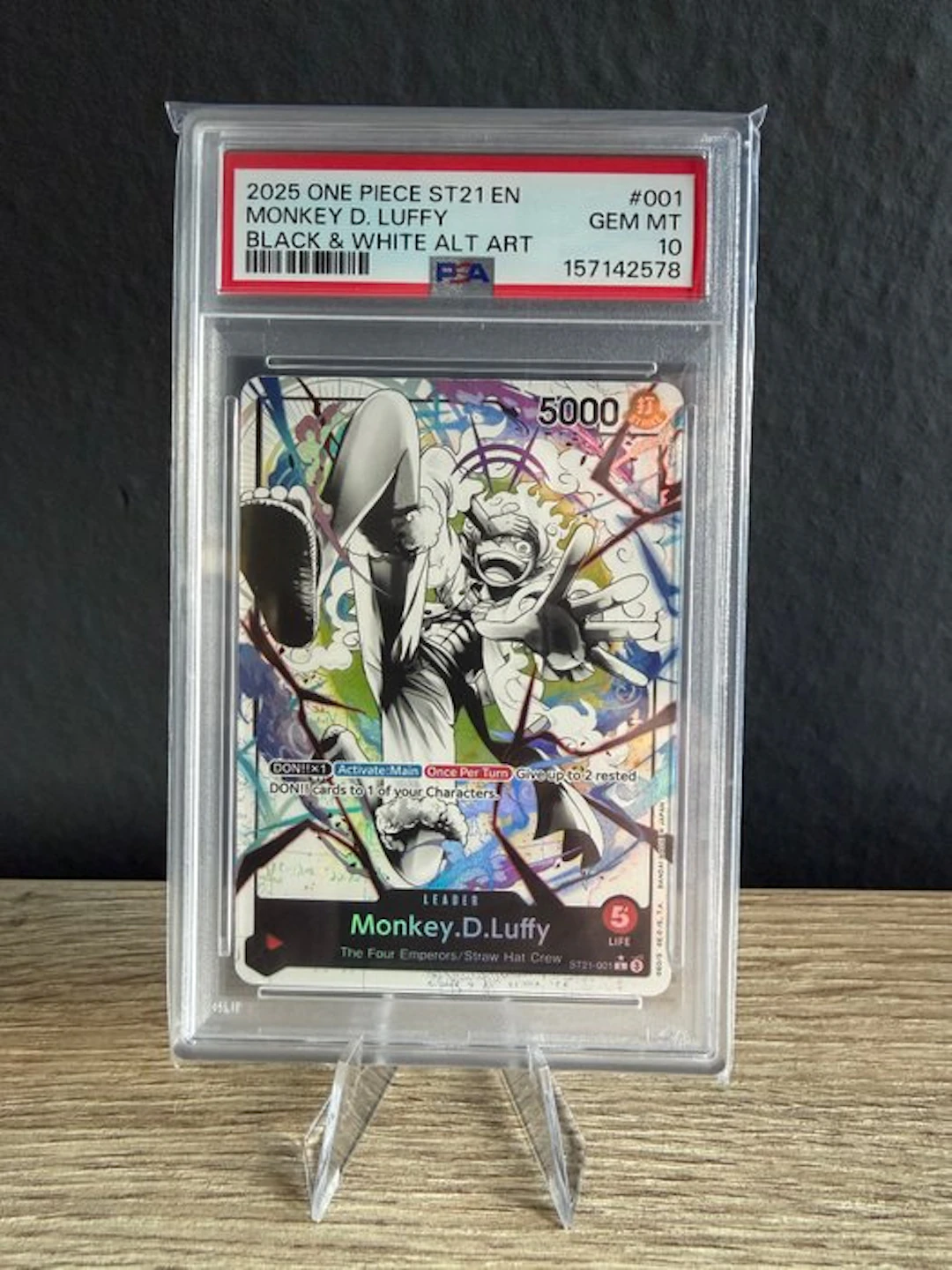 Bandai - 1 Graded card - One Piece - Monkey D
