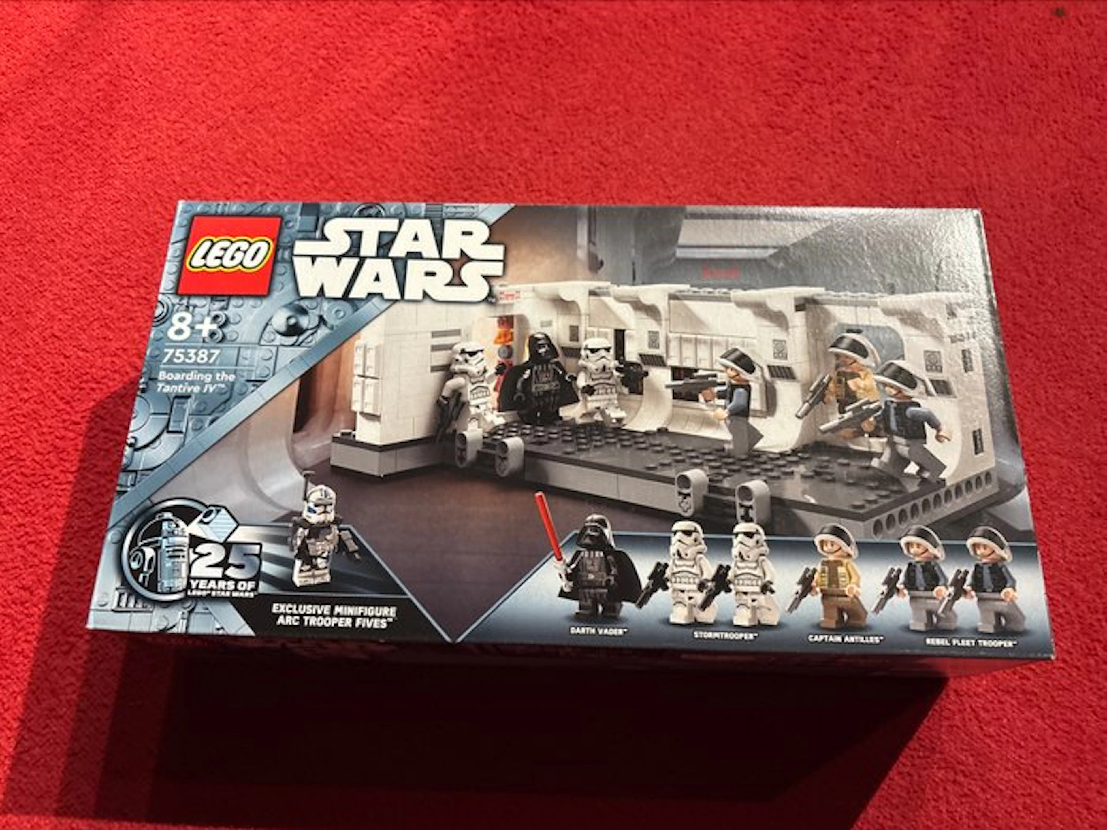 LEGO Set - 75387 - Star Wars - Boarding the tantive