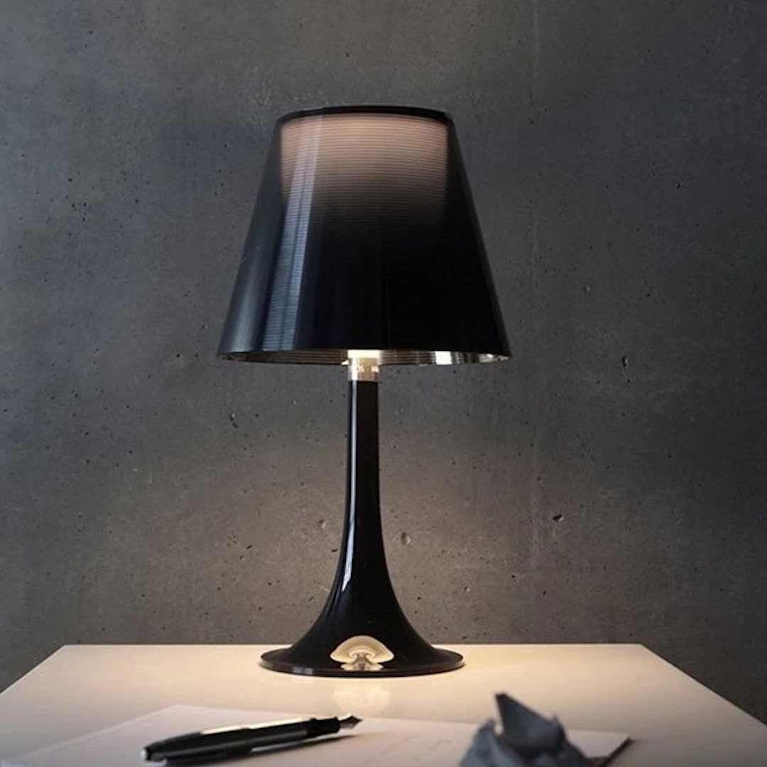 Flos - Philippe Starck - Table lamp - Miss K Fumee - Plastic