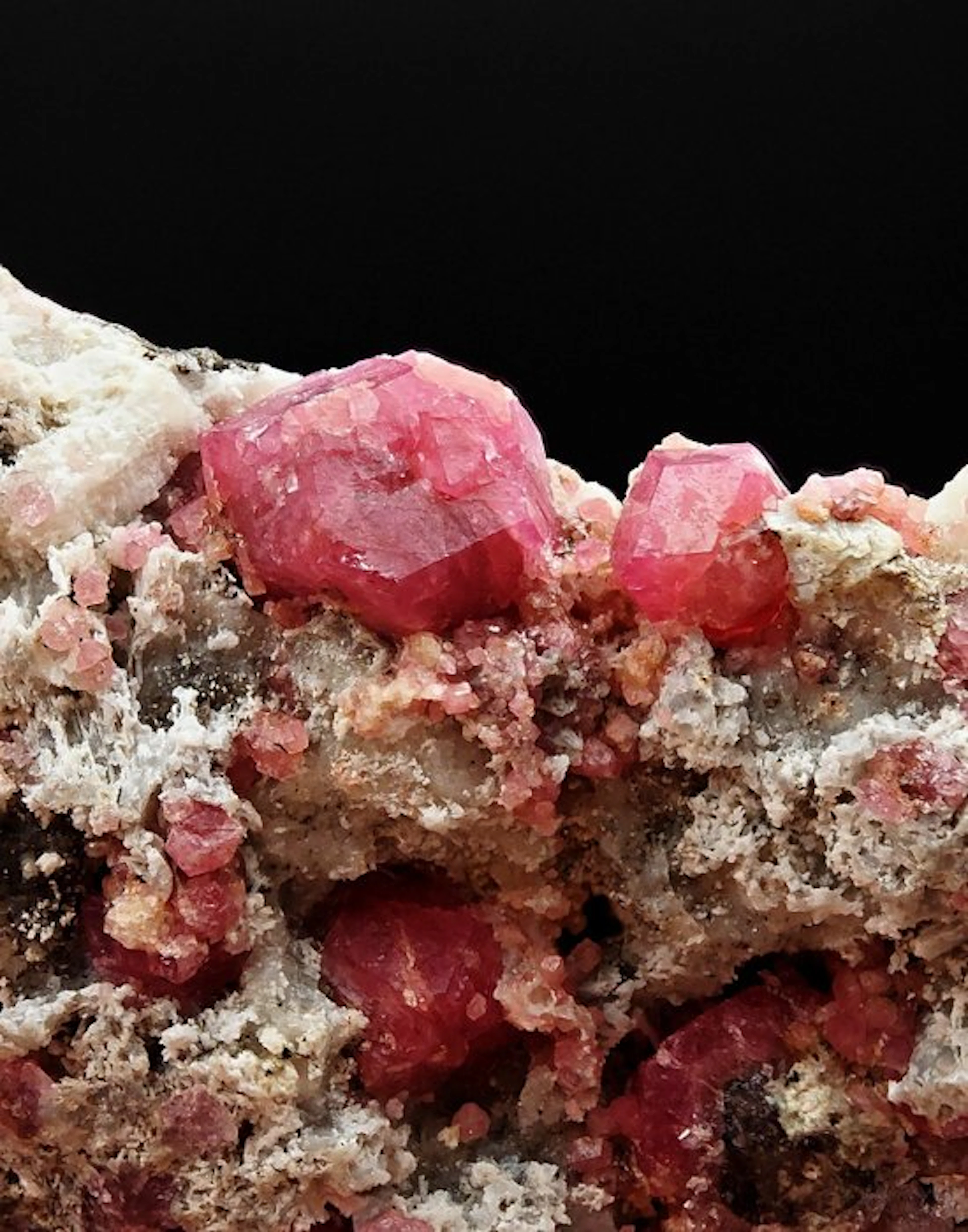 Pink Rosolite Aesthetics