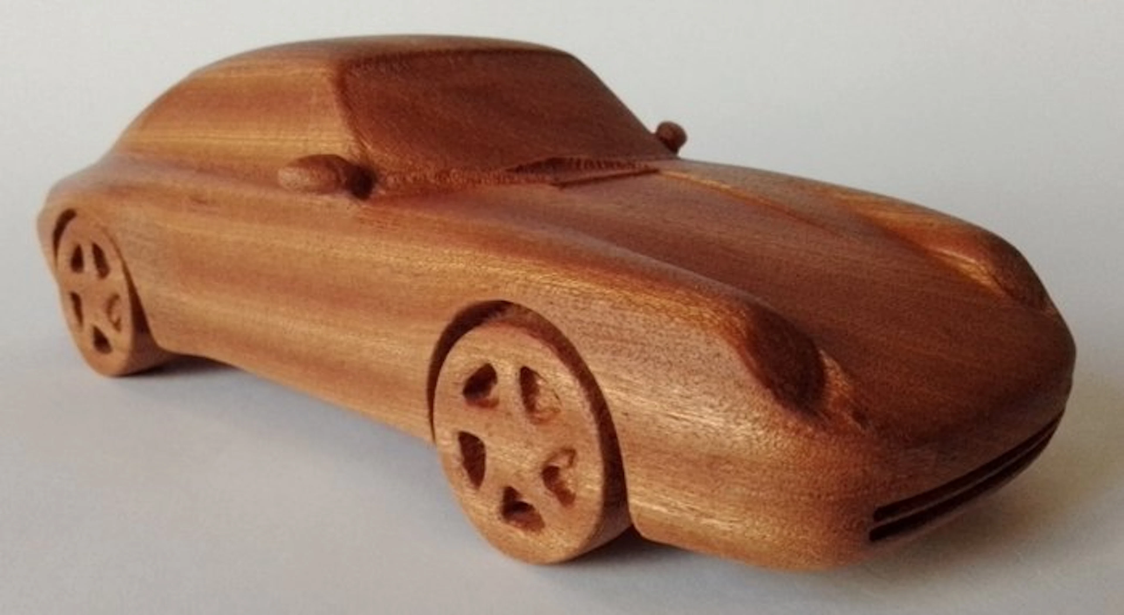 1:16 - Model sports car - Coupé