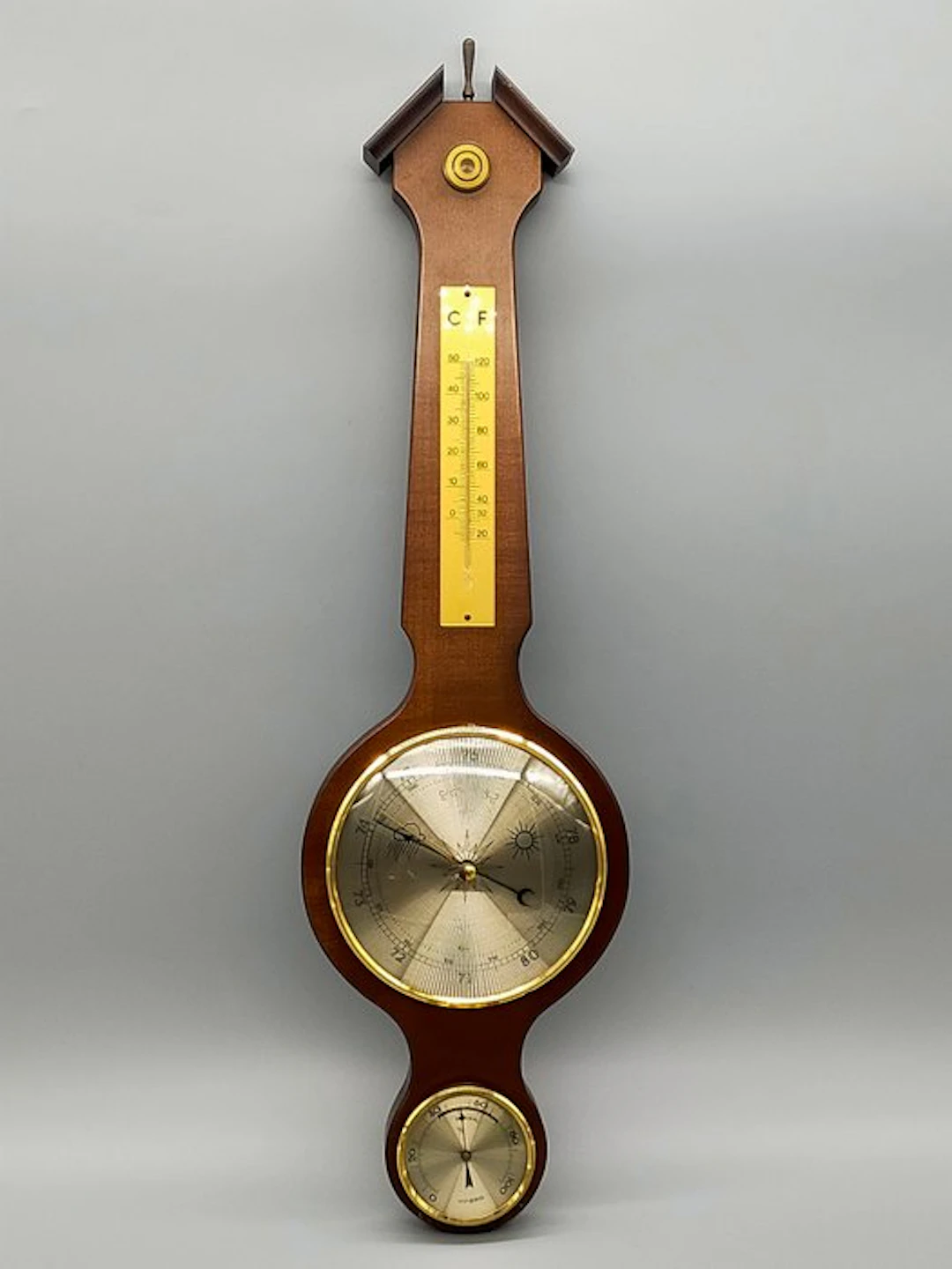 Klassisches Barometer mit Thermometer und Hygrometer –...