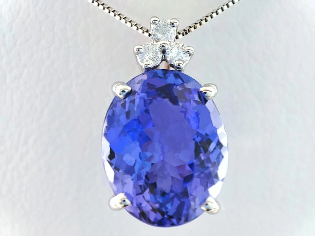 No reserve price - Necklace with pendant - 18 kt