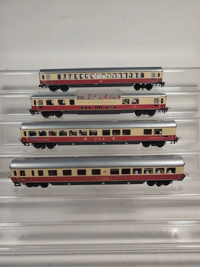 Trix Express H0 - Model train passenger carriage (4)...