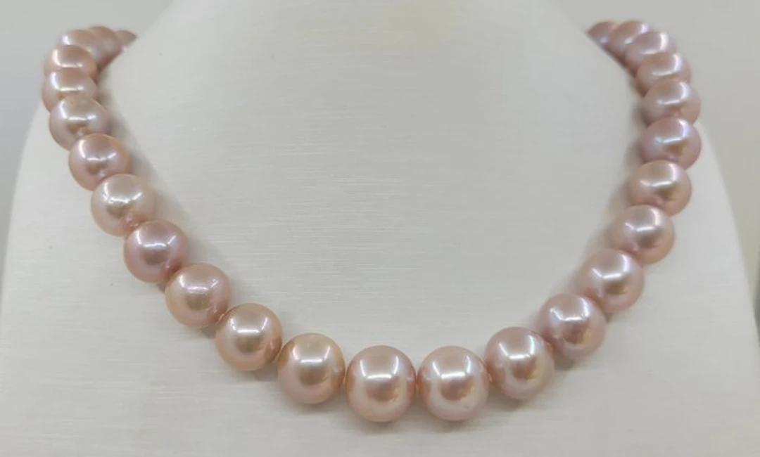 No reserve price - Necklace 11x13mm Round Pink Edison Pearls