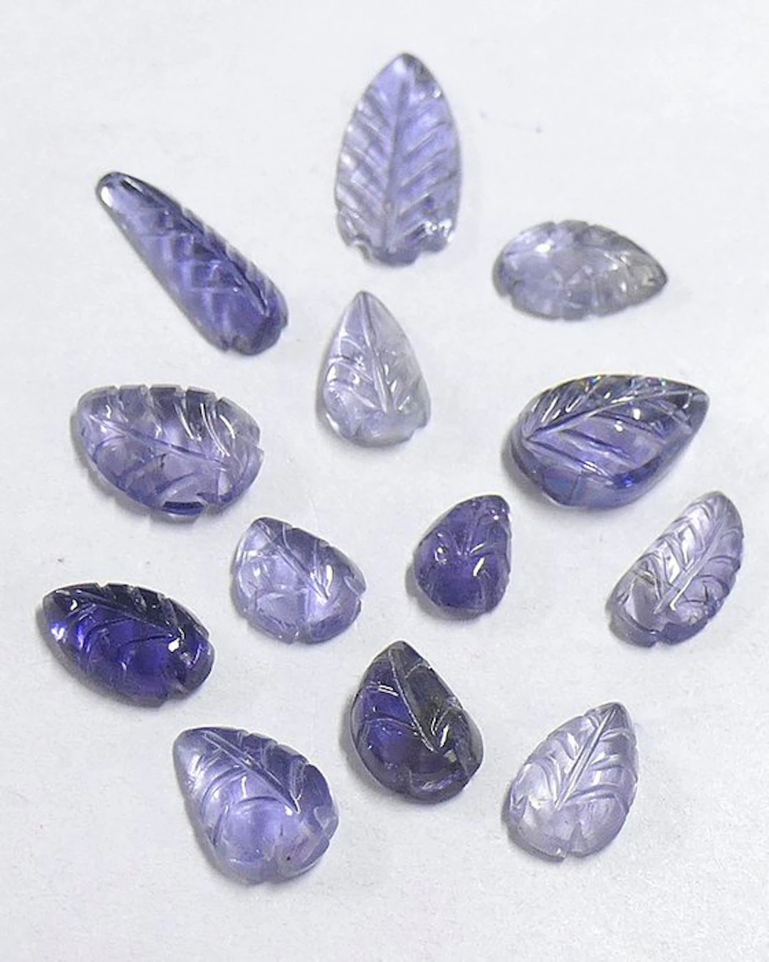 Batch of 100% natural iolites Cabochon- 2.42 g - (13)