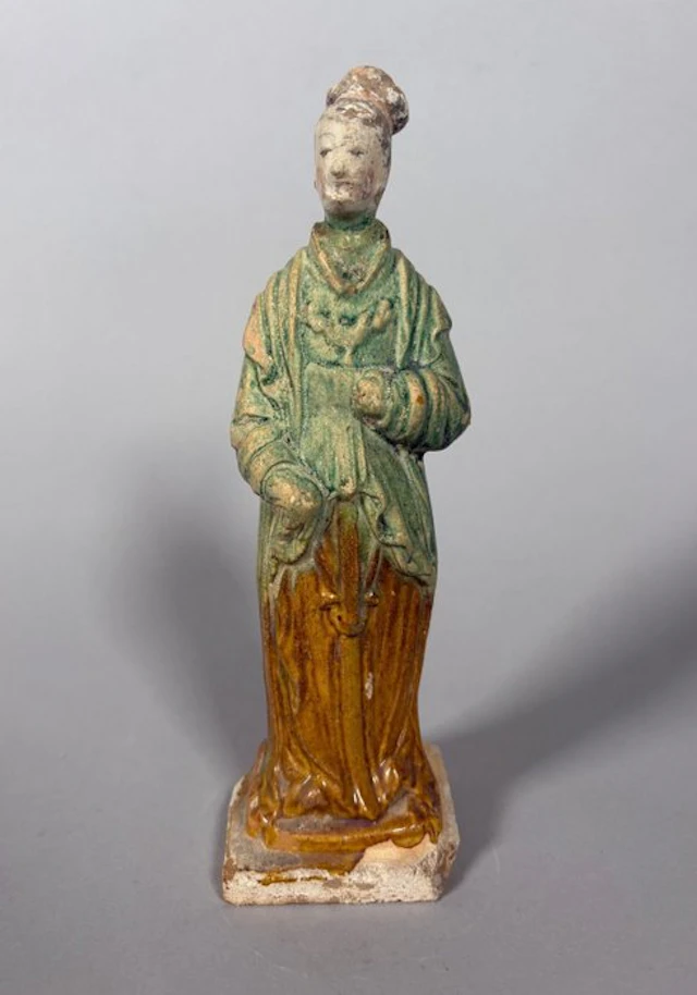 Ancient Chinese, Ming dynasty Terracotta Servant Mingqi - 17.5 cm