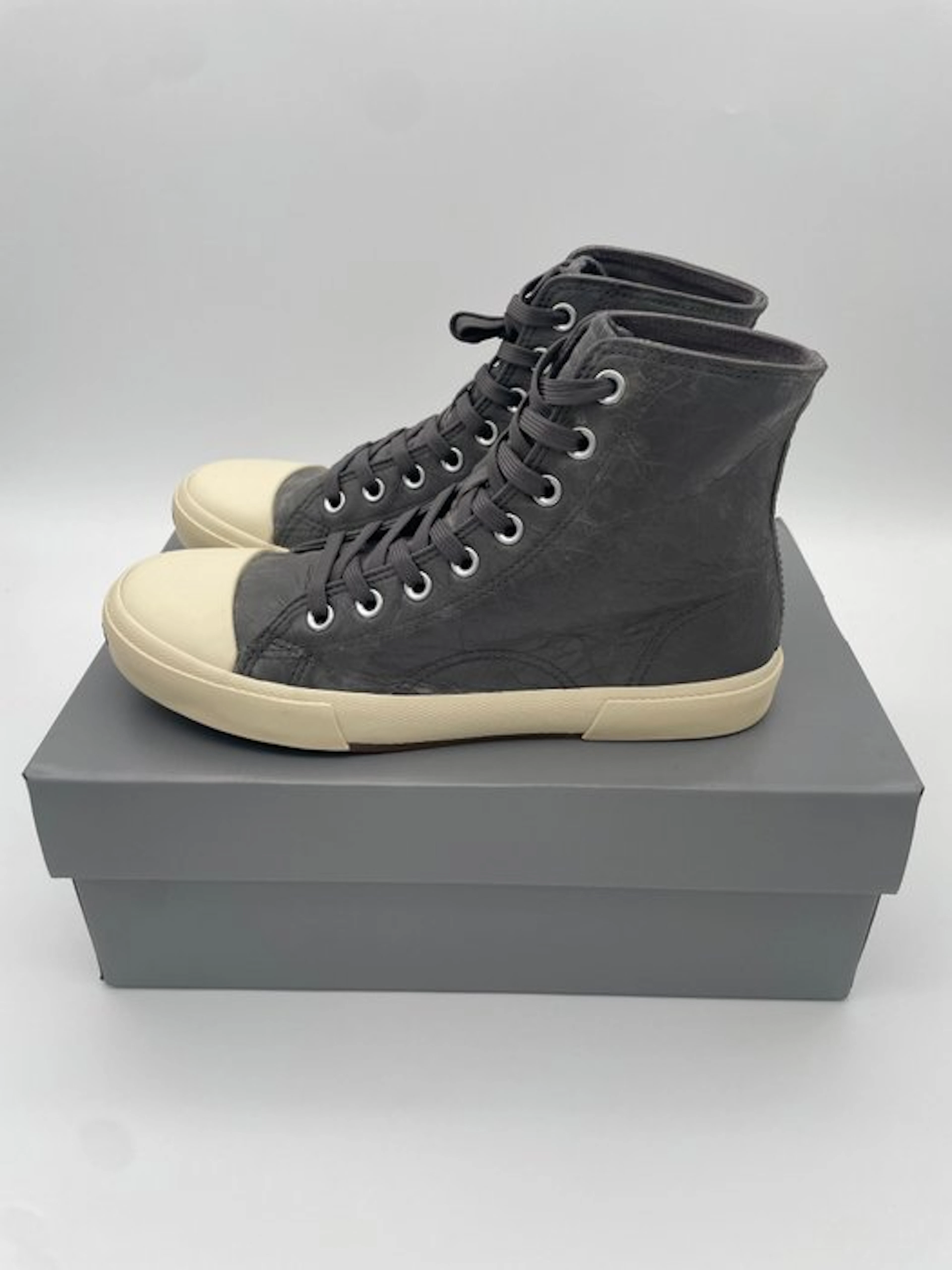 Balenciaga - Lace-up shoes - Size: EU 41 - New in box