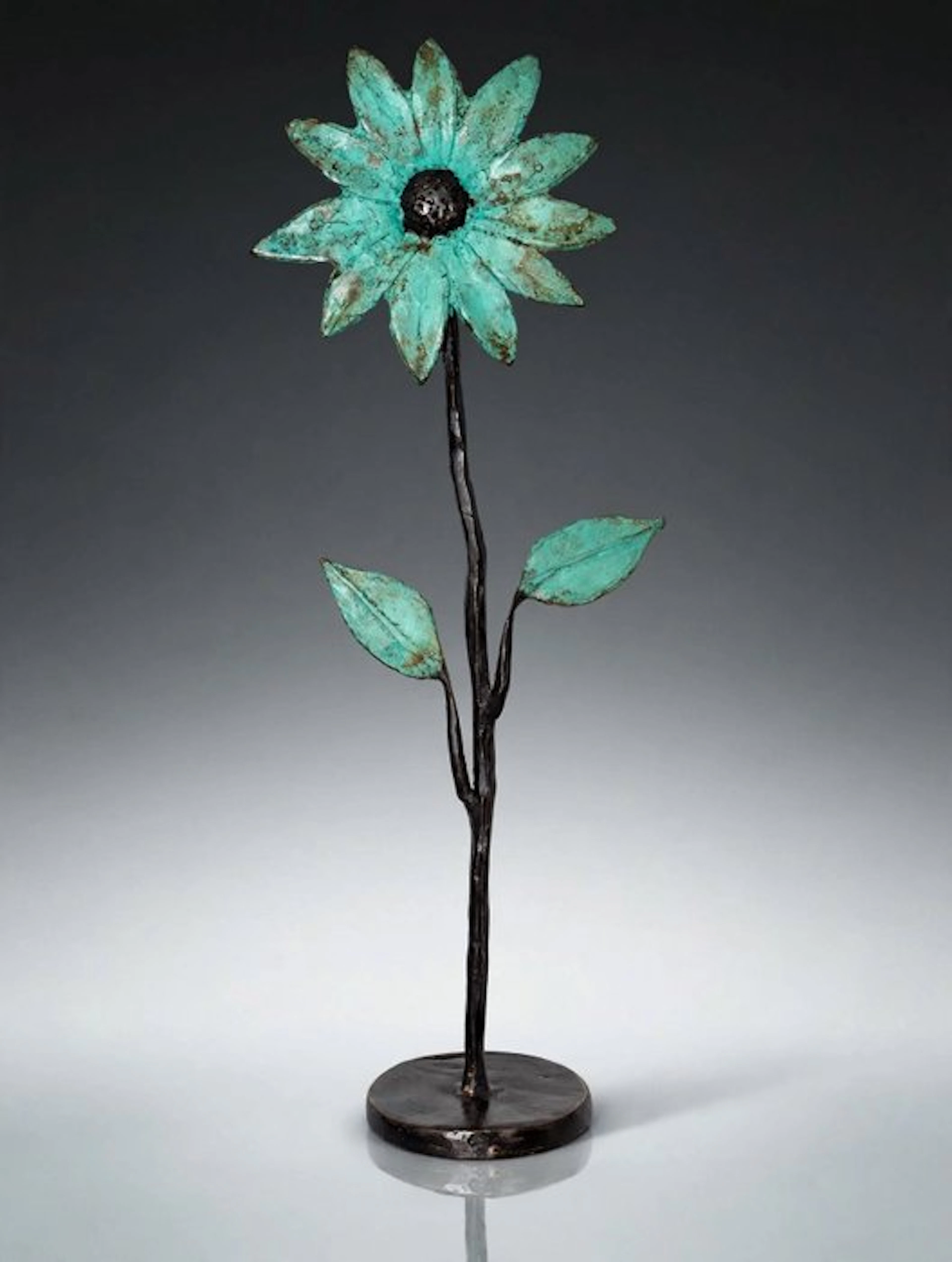 Derme Abdoulaye - Sculpture, Grande Fleur - 45 cm - Cold painted bronze
