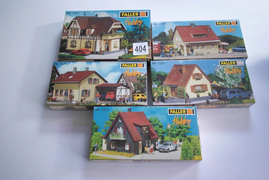 Faller H0 - HO 1221-1222-1224-1228-1257 - Model train buildings (5)