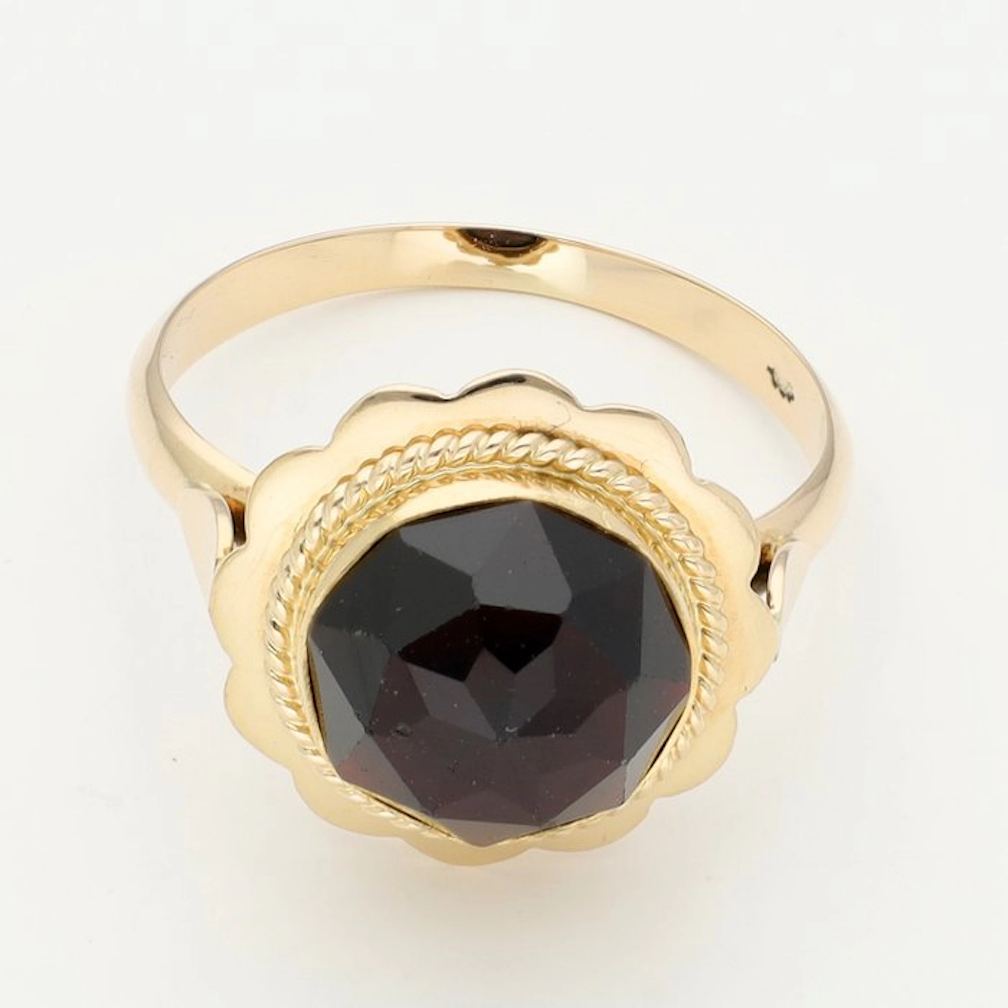 Ring - 14 kt. Yellow gold - Garnet