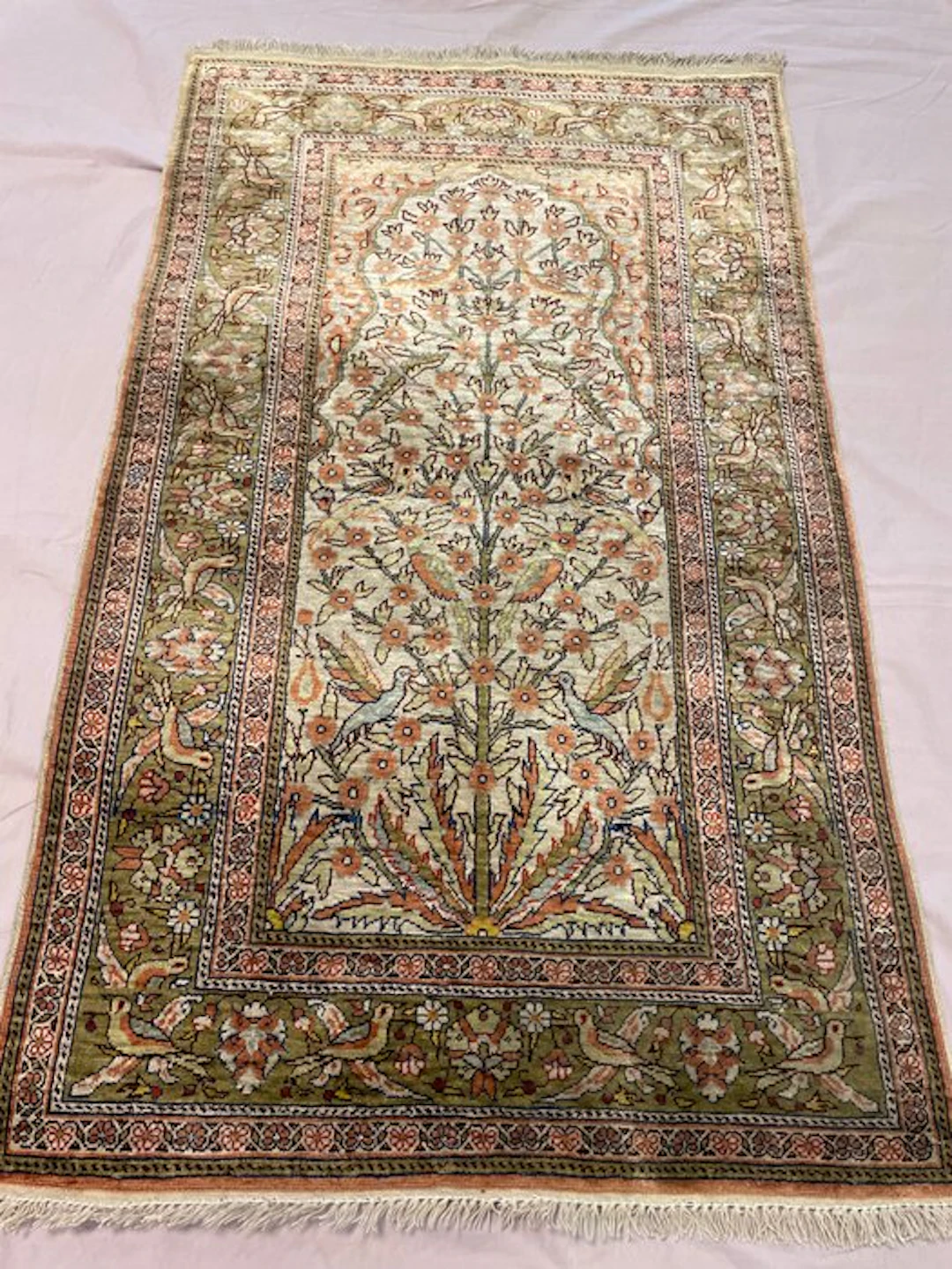 Carpet - 113 cm - 68 cm - Old silk kayserie rug.