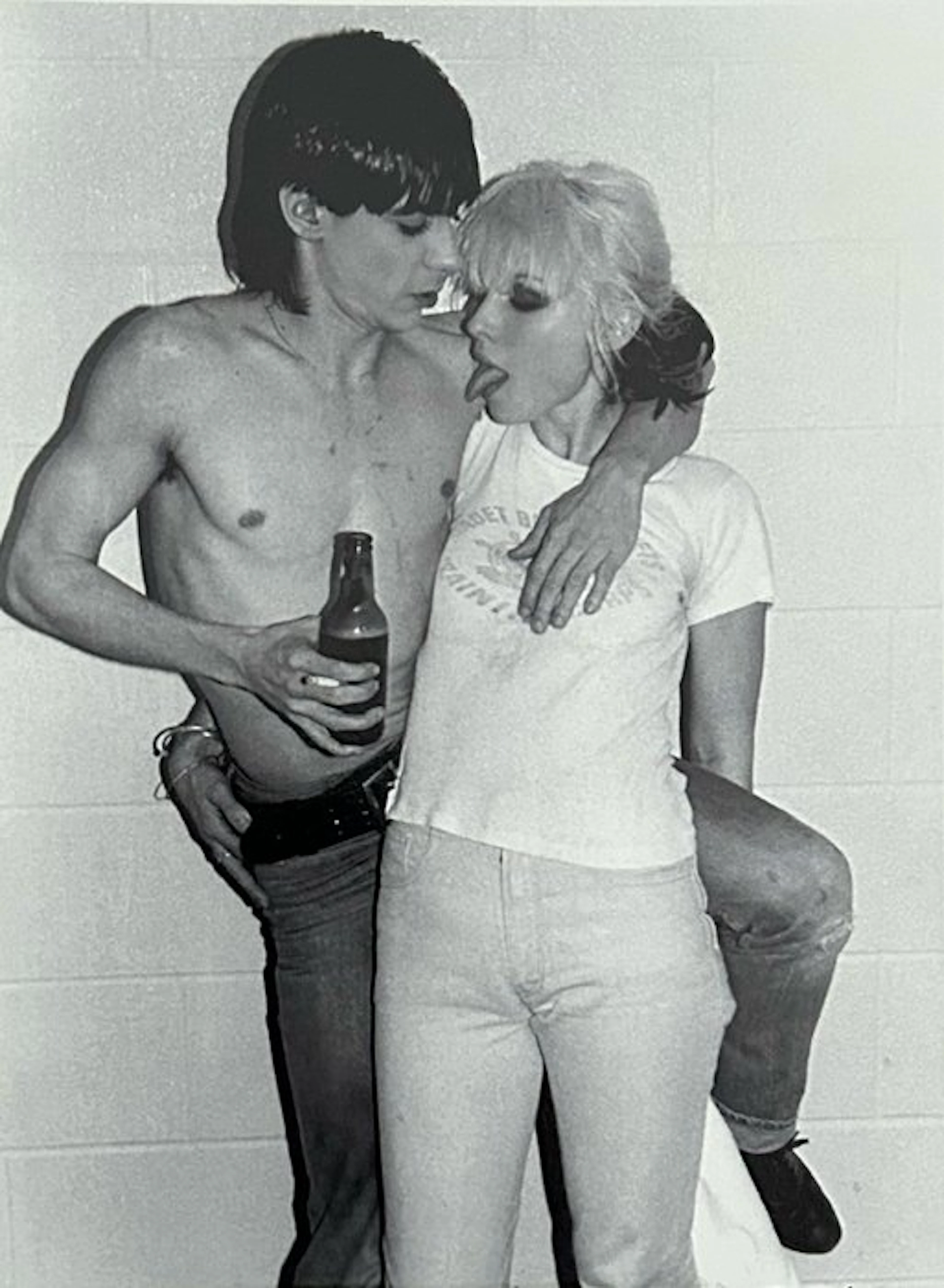 Bob Gruen (USA, 1946) - Iggy Pop & Debbie Harry, Toronto, 1977