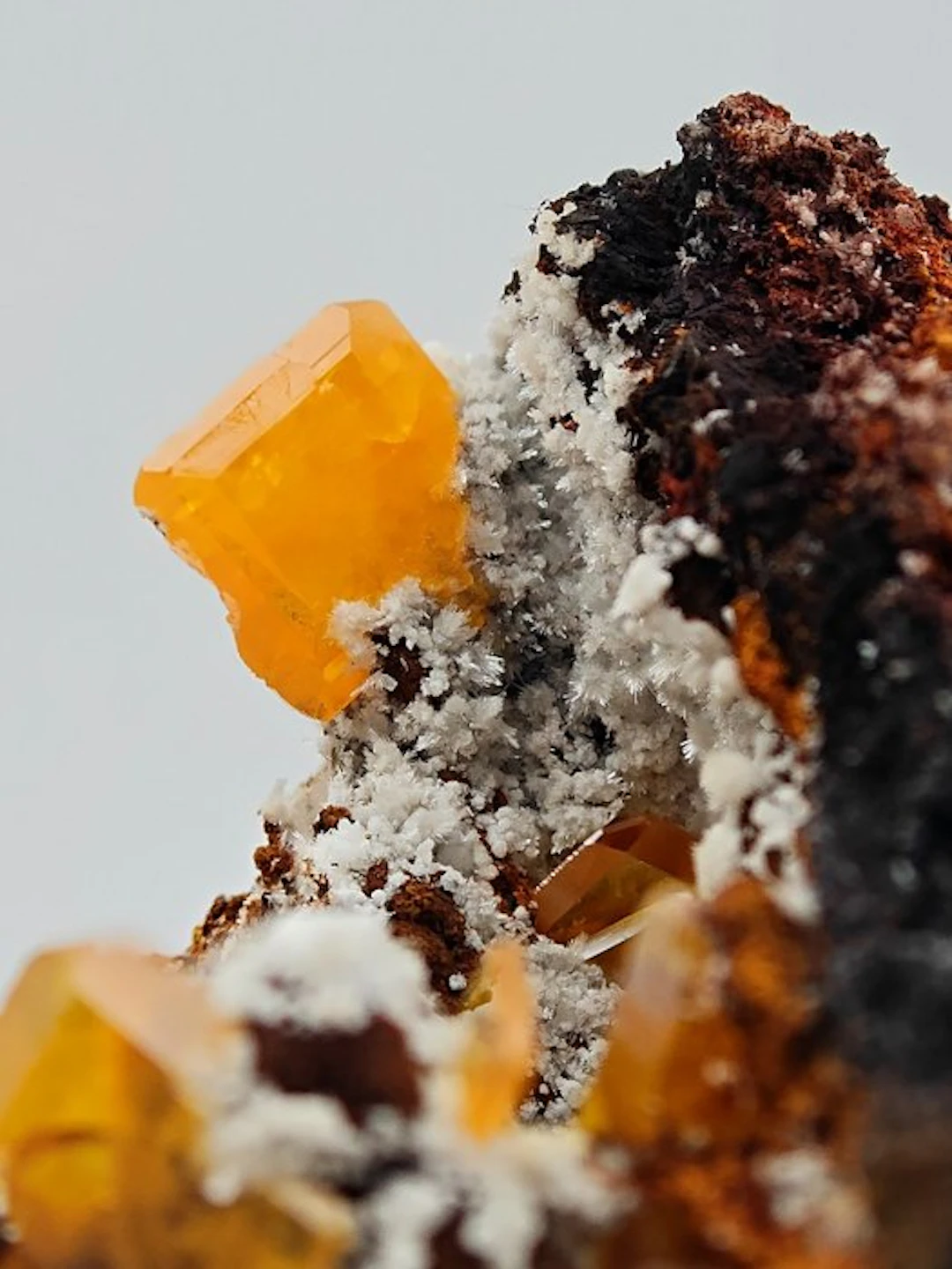Yellow wulfenite with white willemite