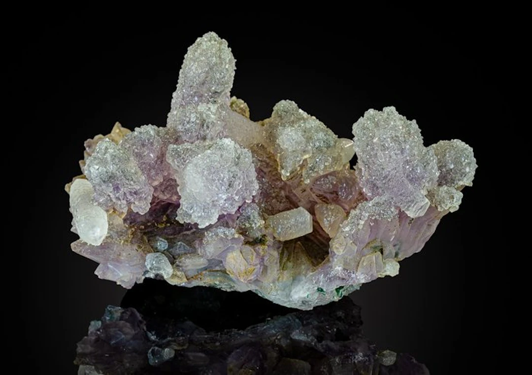 Brazilian amethyst specimen: part purple amethyst