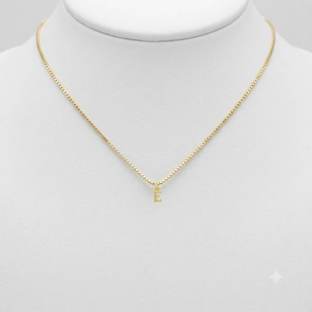 Necklace with pendant - 18 kt. Yellow gold - Necklace and letter pendant, 2.5 g