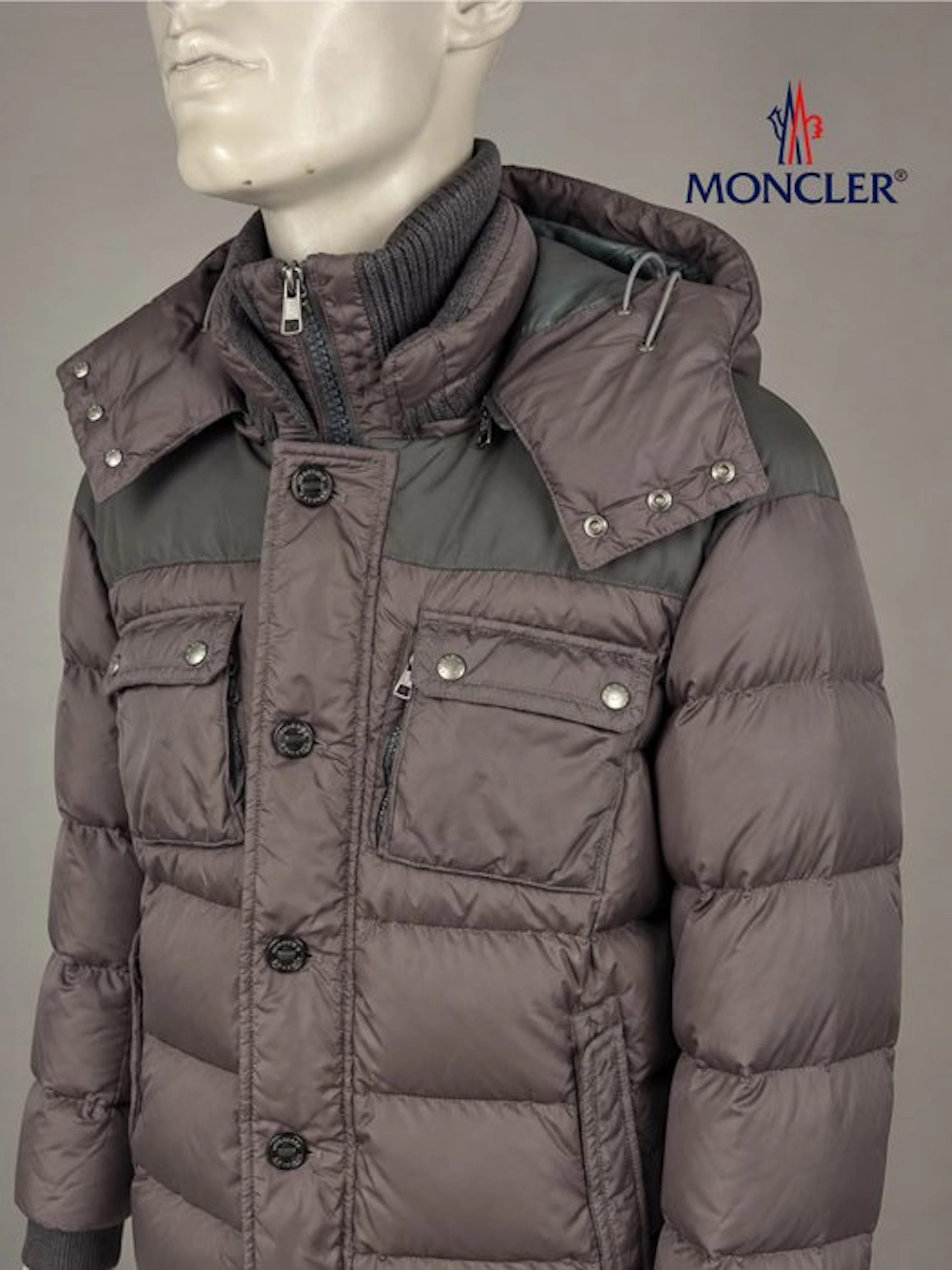Moncler - Down jacket