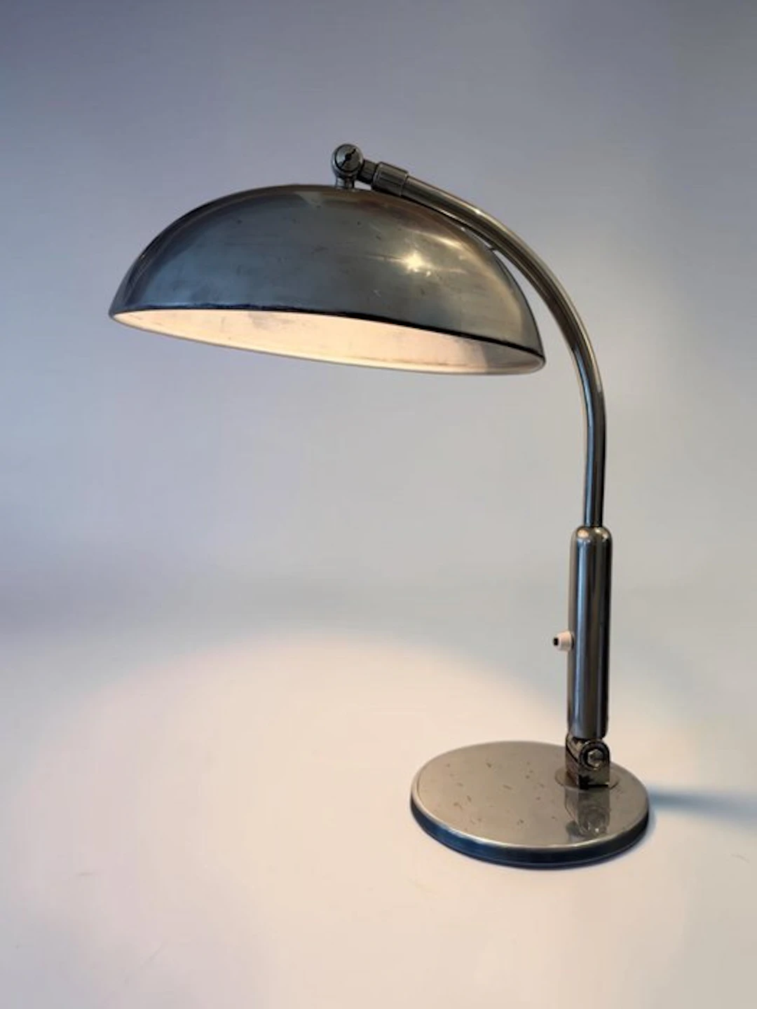 Hala Zeist - H.Th.J.A. Busquet - Table lamp - 1930s Model 144 - H50cm - Metal
