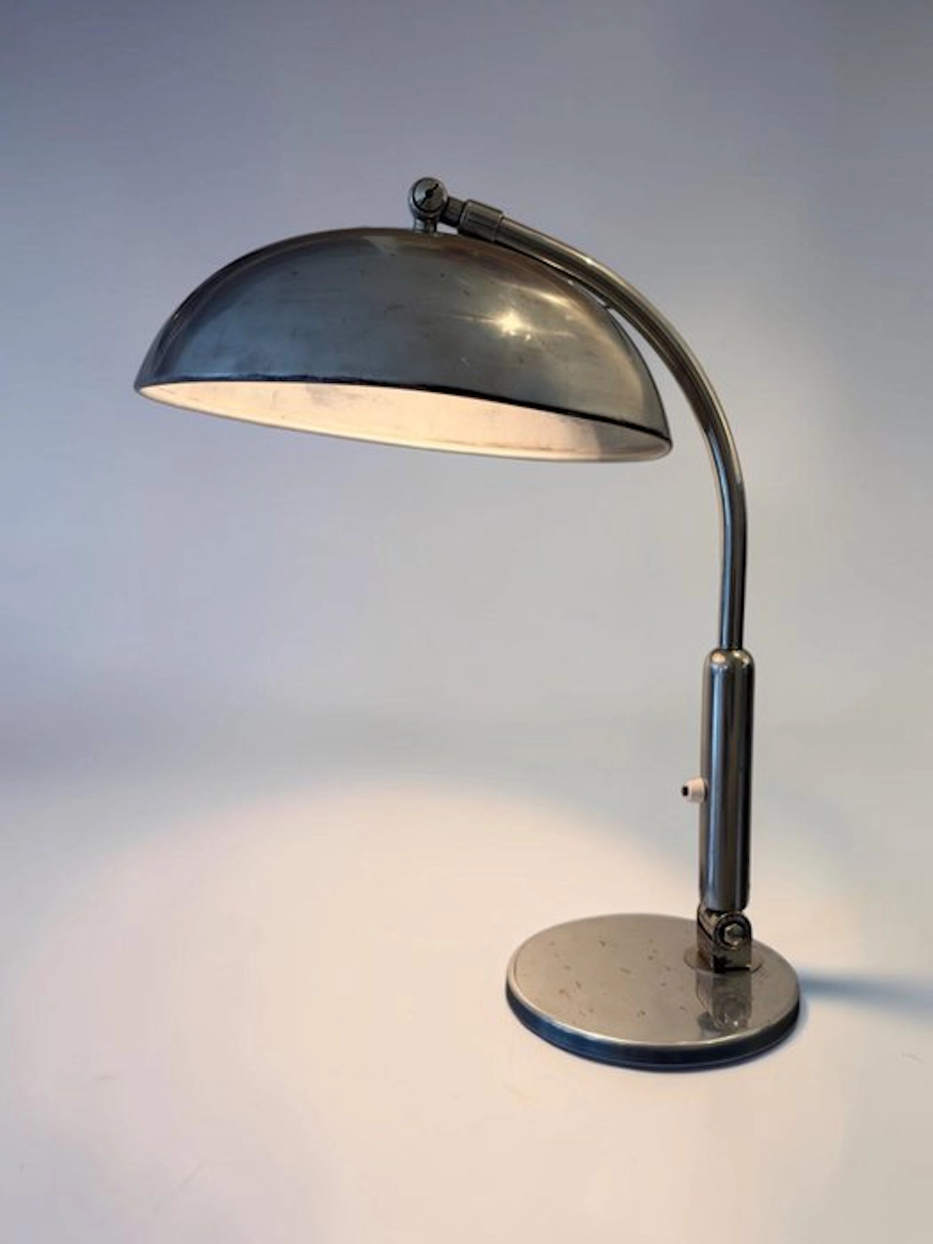 Hala Zeist - H.Th.J.A. Busquet - Table lamp - 1930s Model 144 - H50cm - Metal