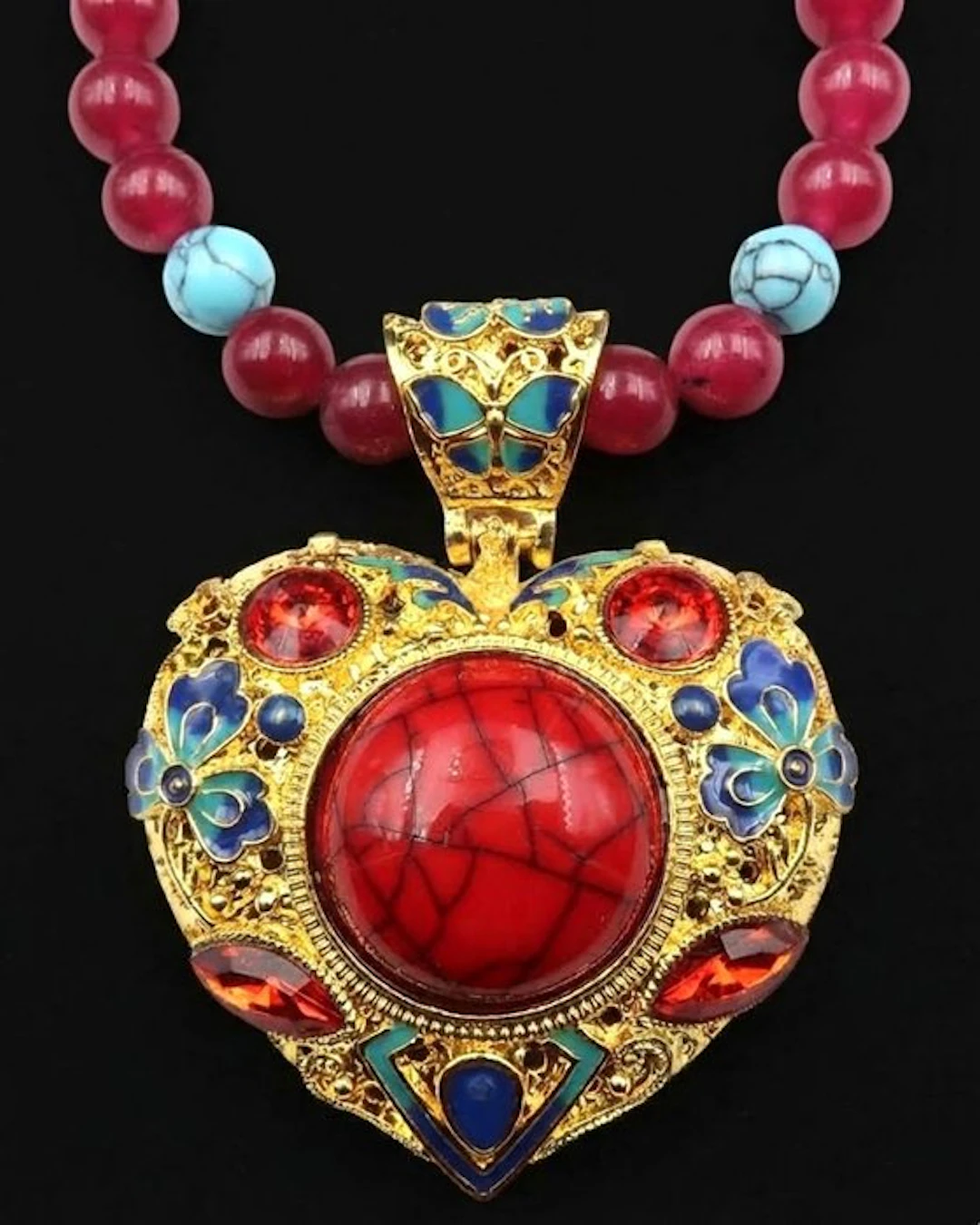 Turquoise howlite
