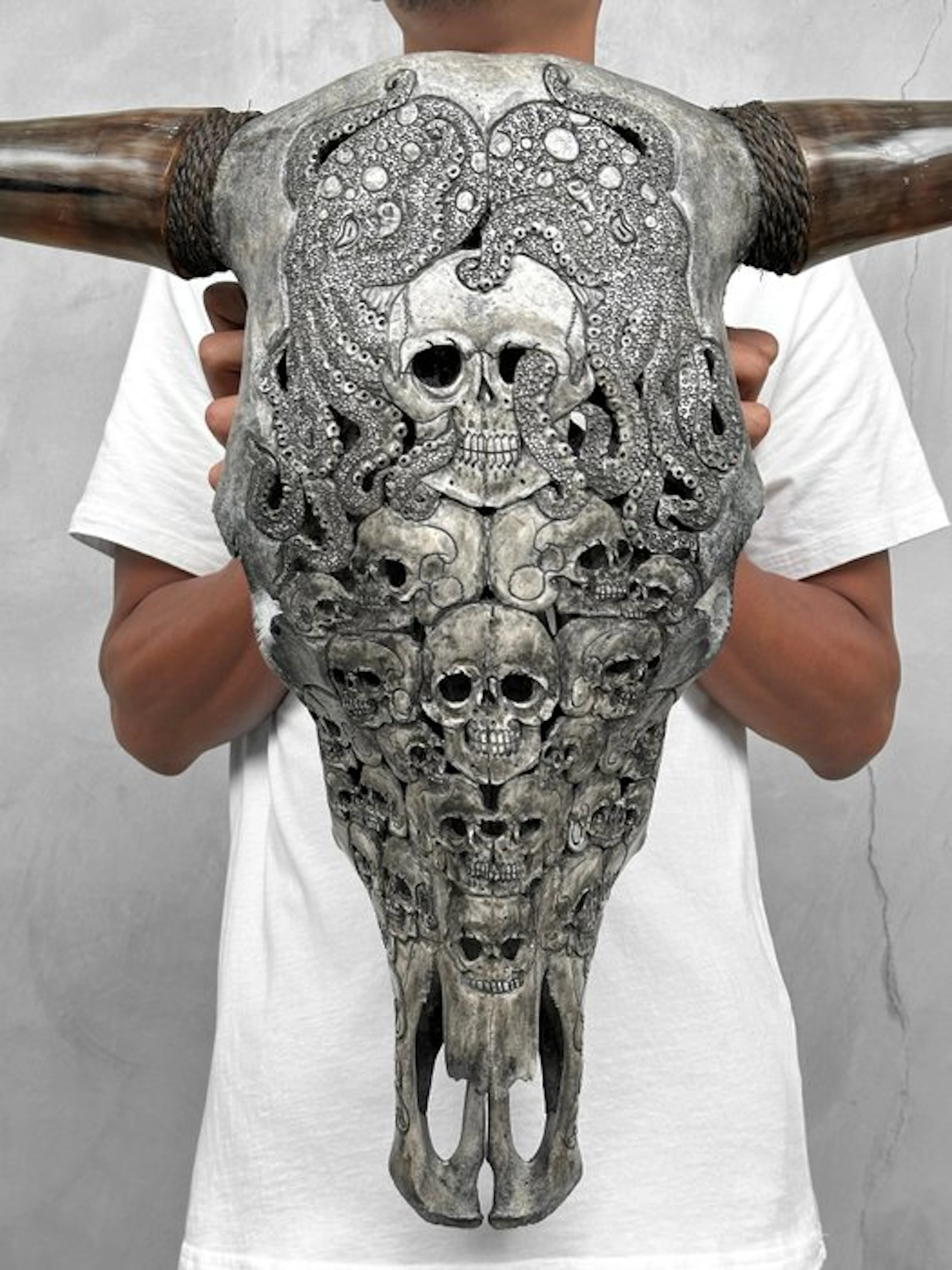 NO RESERVE PRICE - C - Authentic Large Grey Carved Bull...
