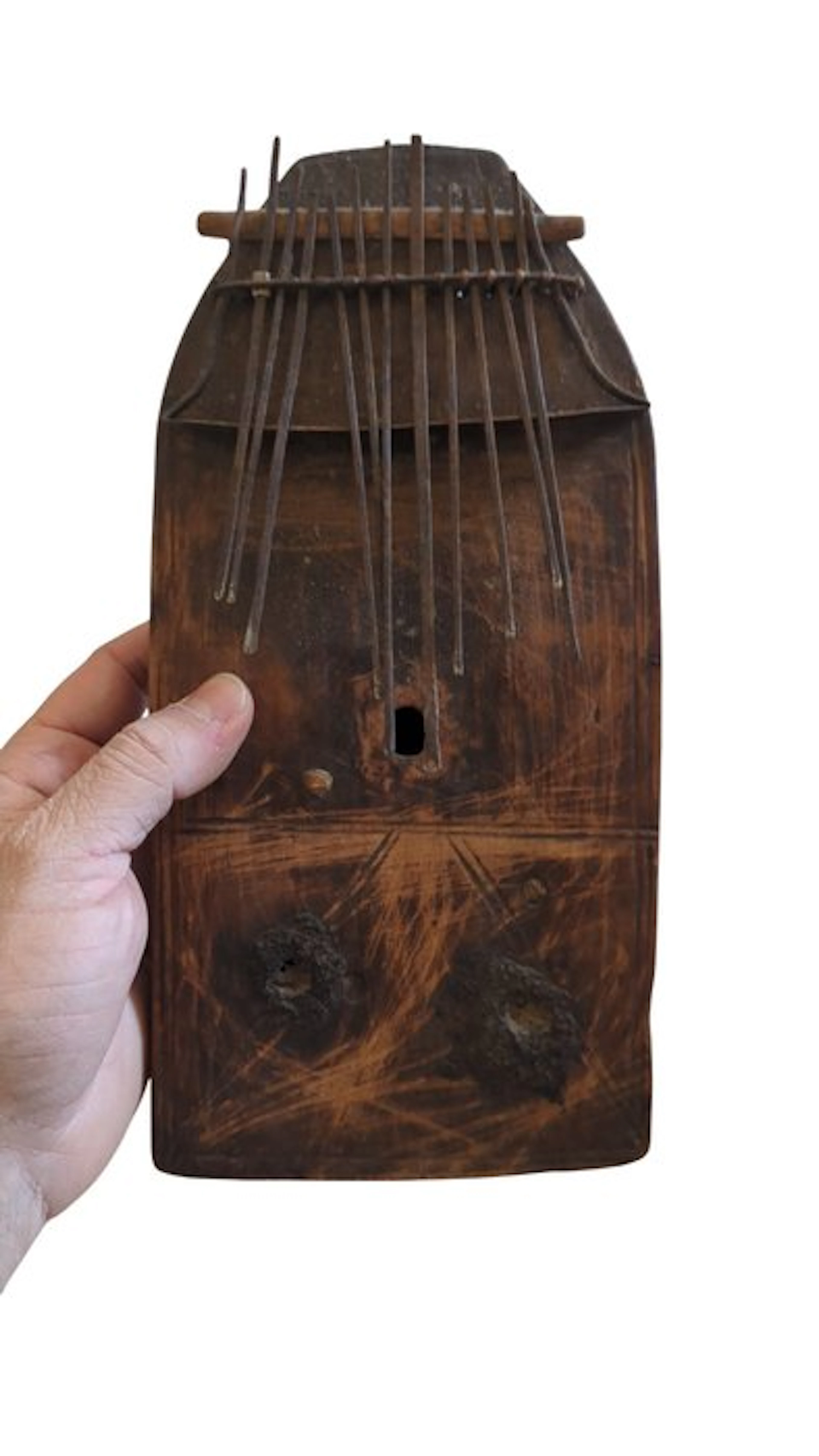 Decorative ornament - Lamelófono «Kankobele» – Pueblo Tabwa. - Congo