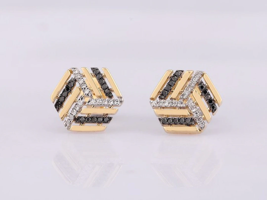 Earrings - 14 kt. Yellow gold - 0.14ct. tw. Diamond (Natural)