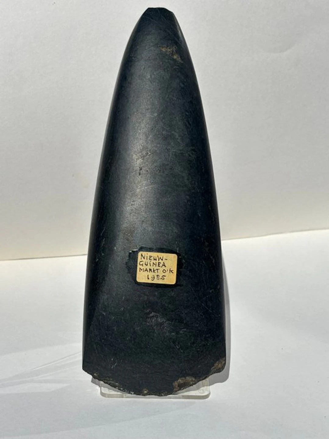 Axe - Papua New Guinea (No reserve price)