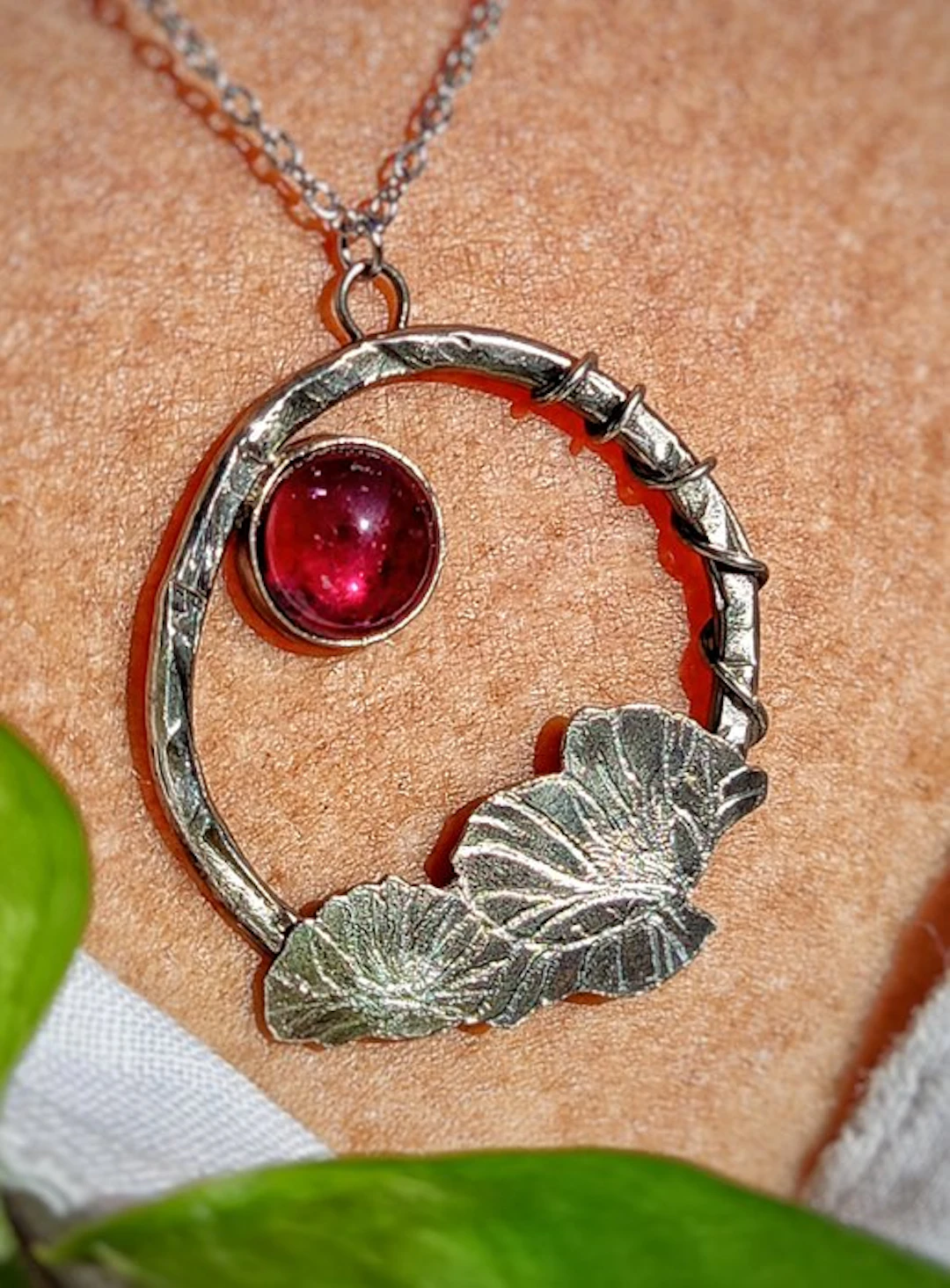 "Bloom" artisanal jewelry in oxidized 925 silver with multicolored tourmaline