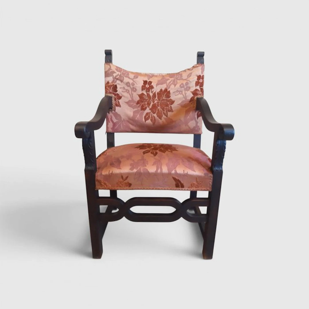 Armchair - Walnut