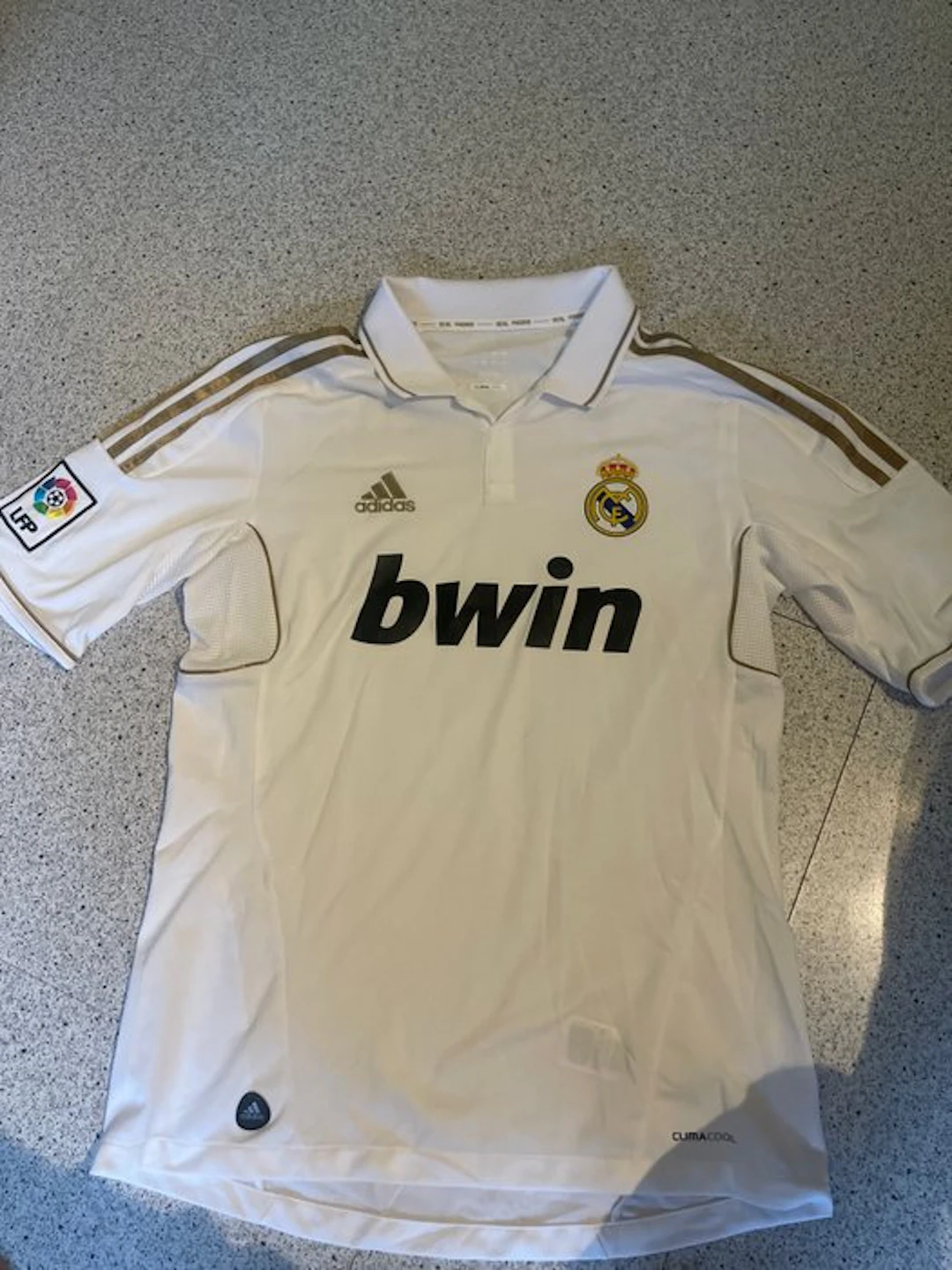 Real Madrid - Spanish Football League - Alonso - 2011 - Football jersey