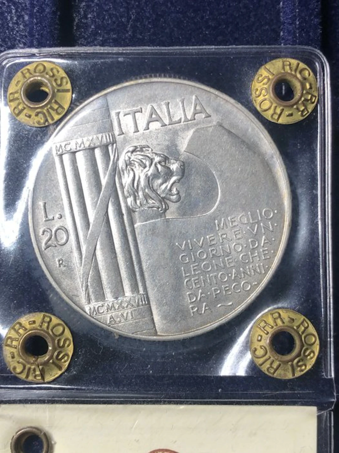Italy, Kingdom Vittorio Emanuele III. 20 Lire 1928 "Elmetto"
