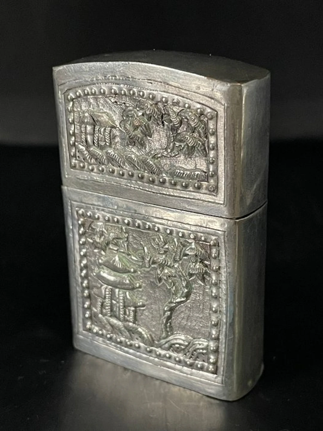 Zippo - Briquet ZIPPO + FOURREAU/sur-étui décoratif...