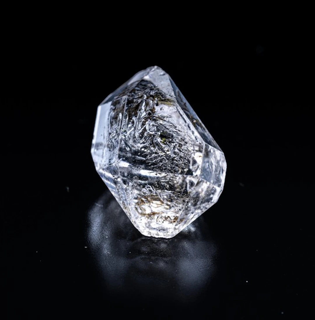 RAREST Herkimer Diamond — 6.20 carats Exceptional clarity...