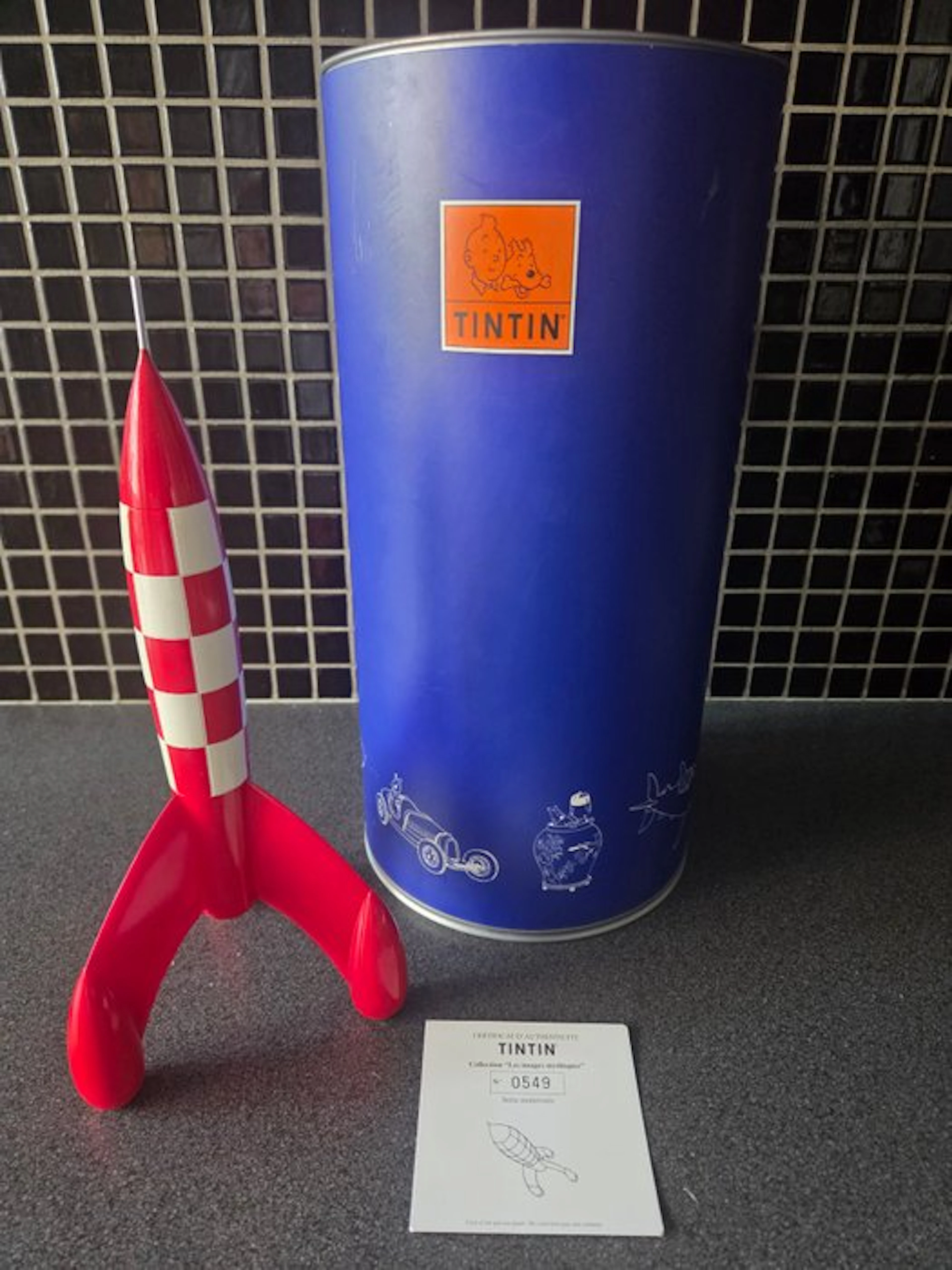 Tintin - 1 Moulinsart Figurine 46950 - The Rocket 29 cm...
